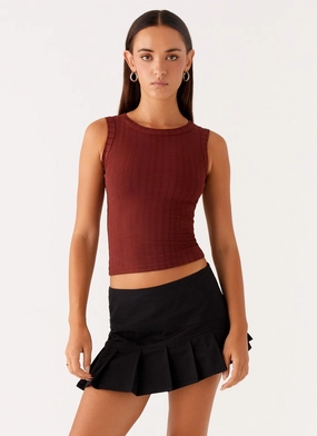 Malene Ribbed Top - Brown Non Restrictive Cut