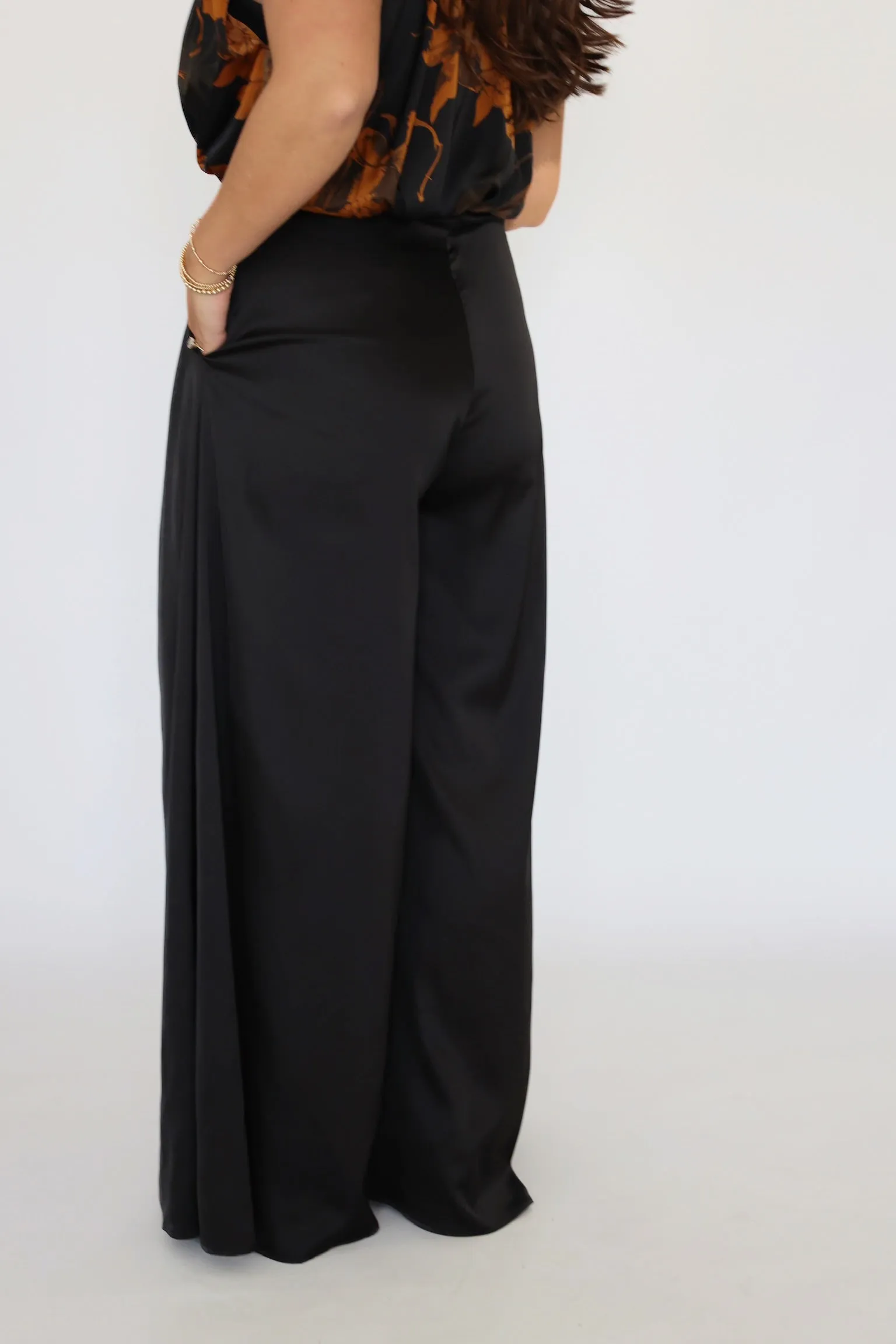 Lindow Pants -(FINAL SALE) Seamless Waist Technology Soft Lines