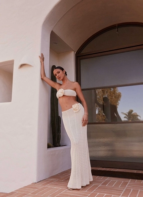 Daytime Look Kelcie Rose Crochet Maxi Skirt - Ivory