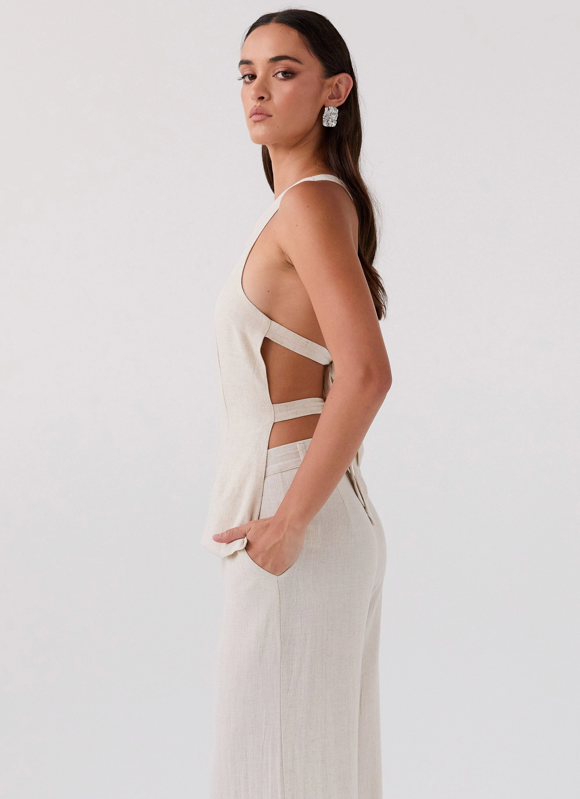 Convertible Features Noise Reduced Fastener System Olsen Linen One Shoulder Top - Oatmeal