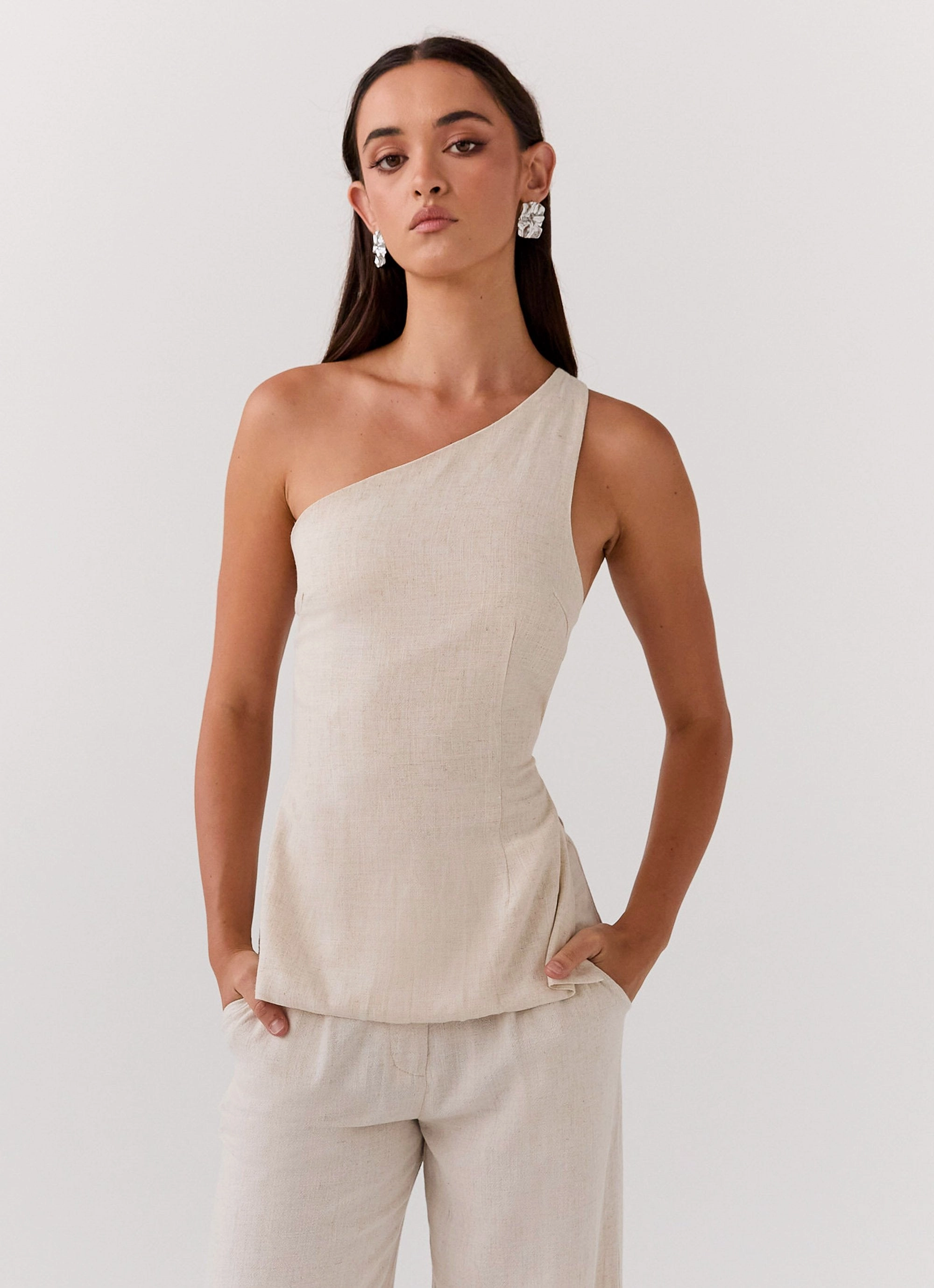 Olsen Linen One Shoulder Top - Oatmeal Street Comfort