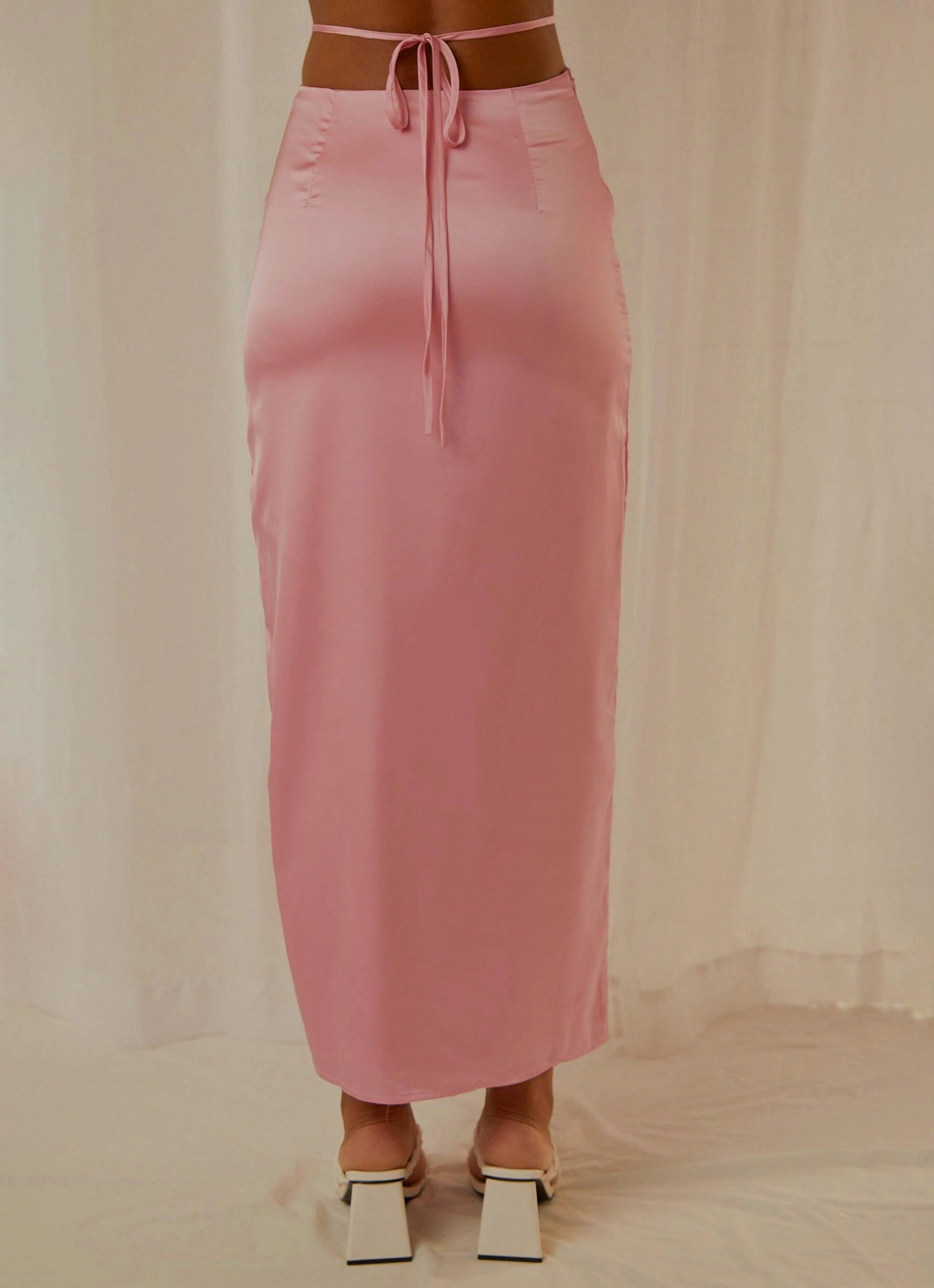 Taped Seam Waterproofing Seamless Knit Cuffs From Florence Maxi Skirt - Baby Pink