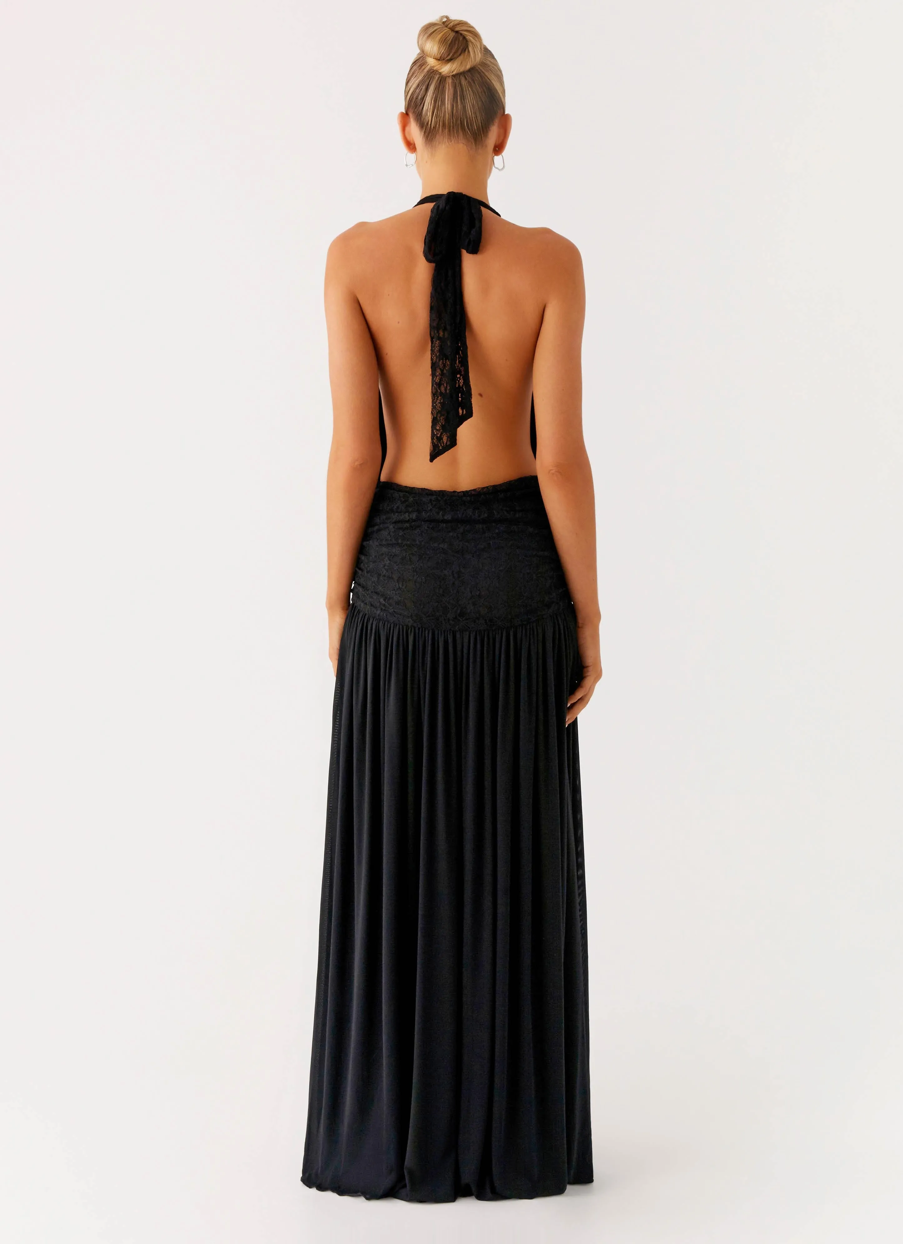 Subtle Glam Cool Palette Full Attention Maxi Dress - Black