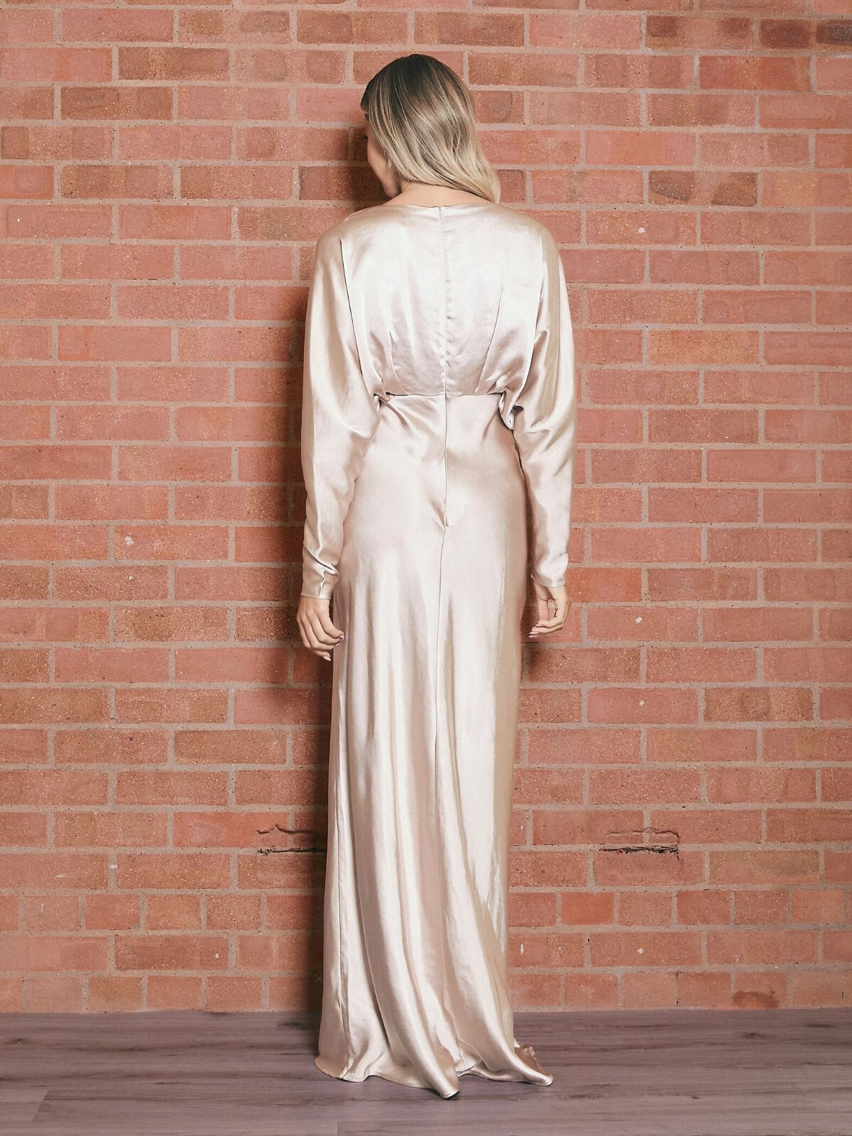 Kimono Long Sleeve Satin Maxi Dress / Champagne Relaxed Waist Cool Structure