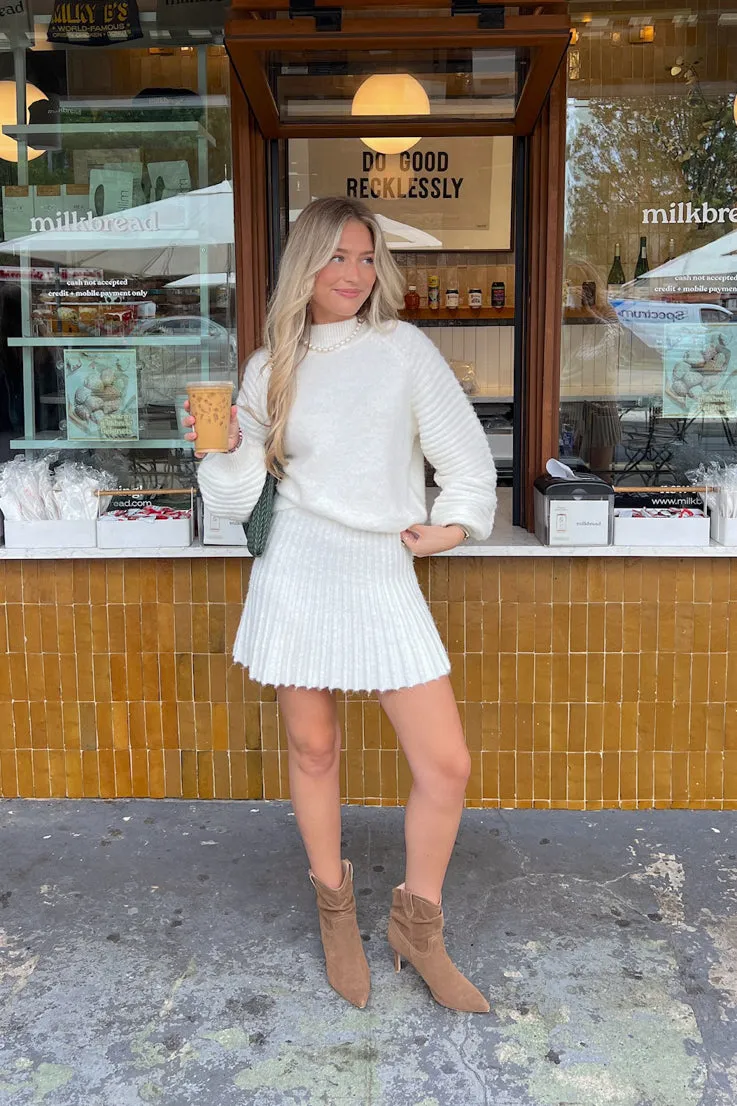 Gabrielle Knit Skirt Moisture wicking