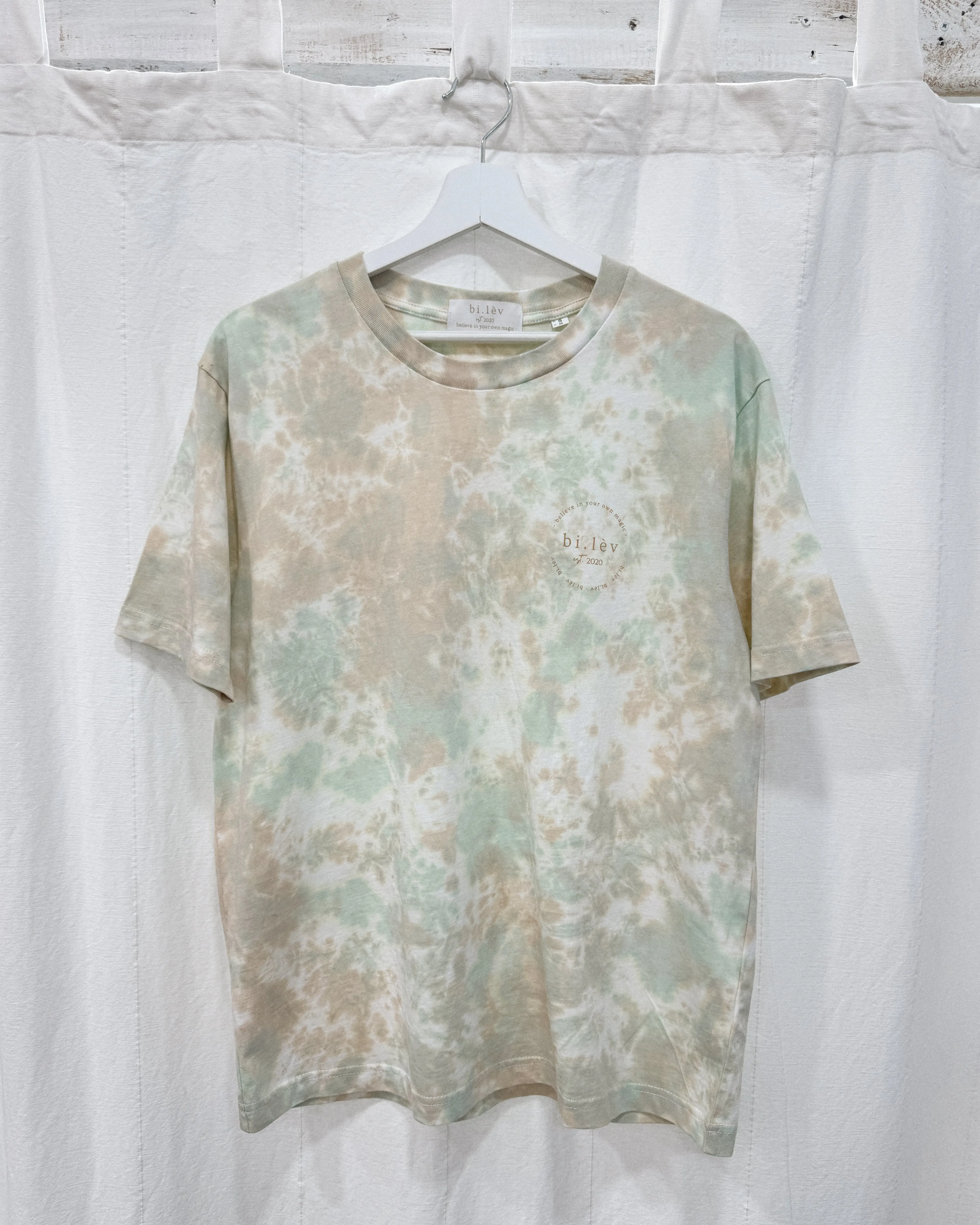 GREEN CREAM - Tie Dye Organic Cotton T-shirt