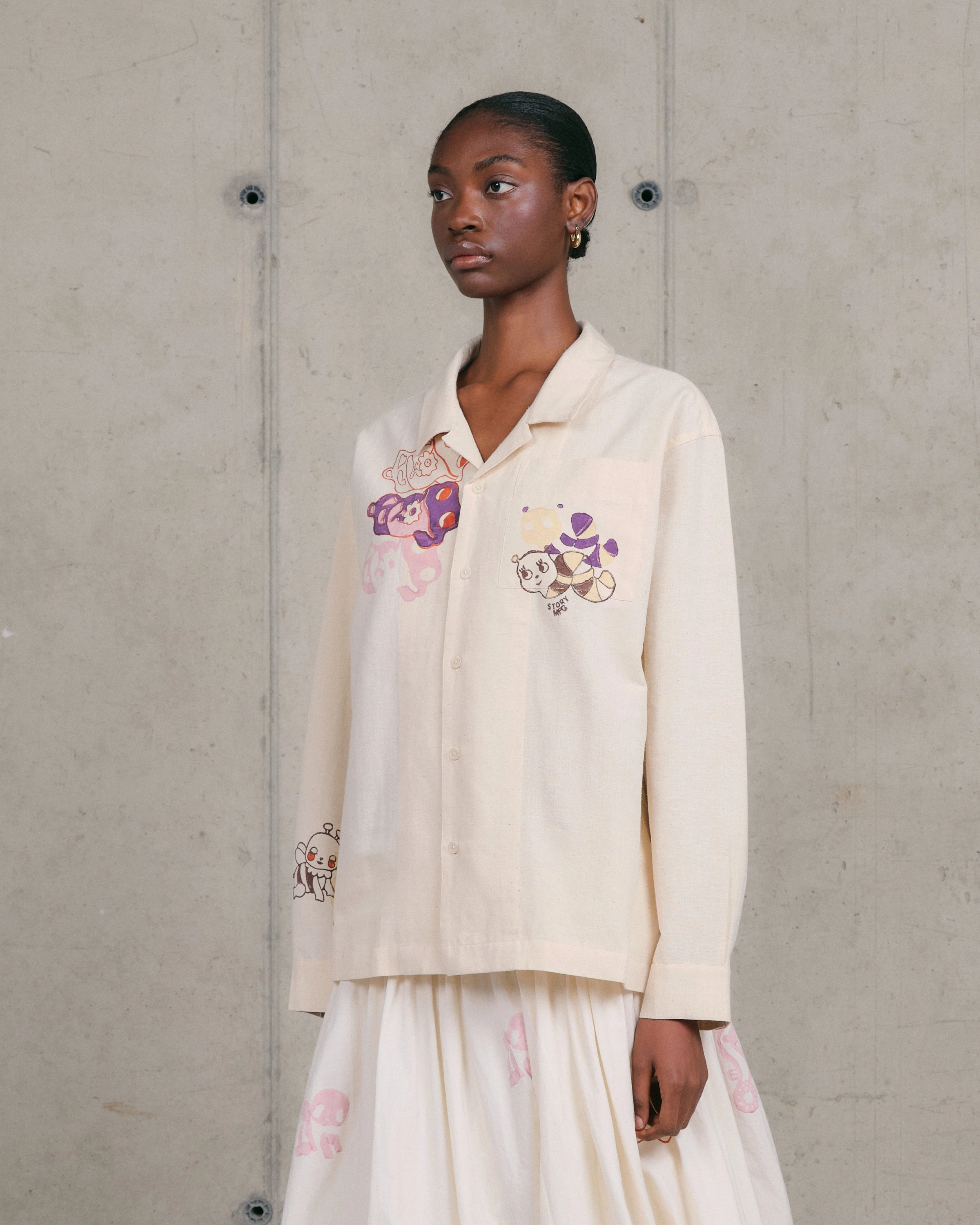 FlexibleClosure Airy Base Greetings Shirt LS - Ecru Earth Trip