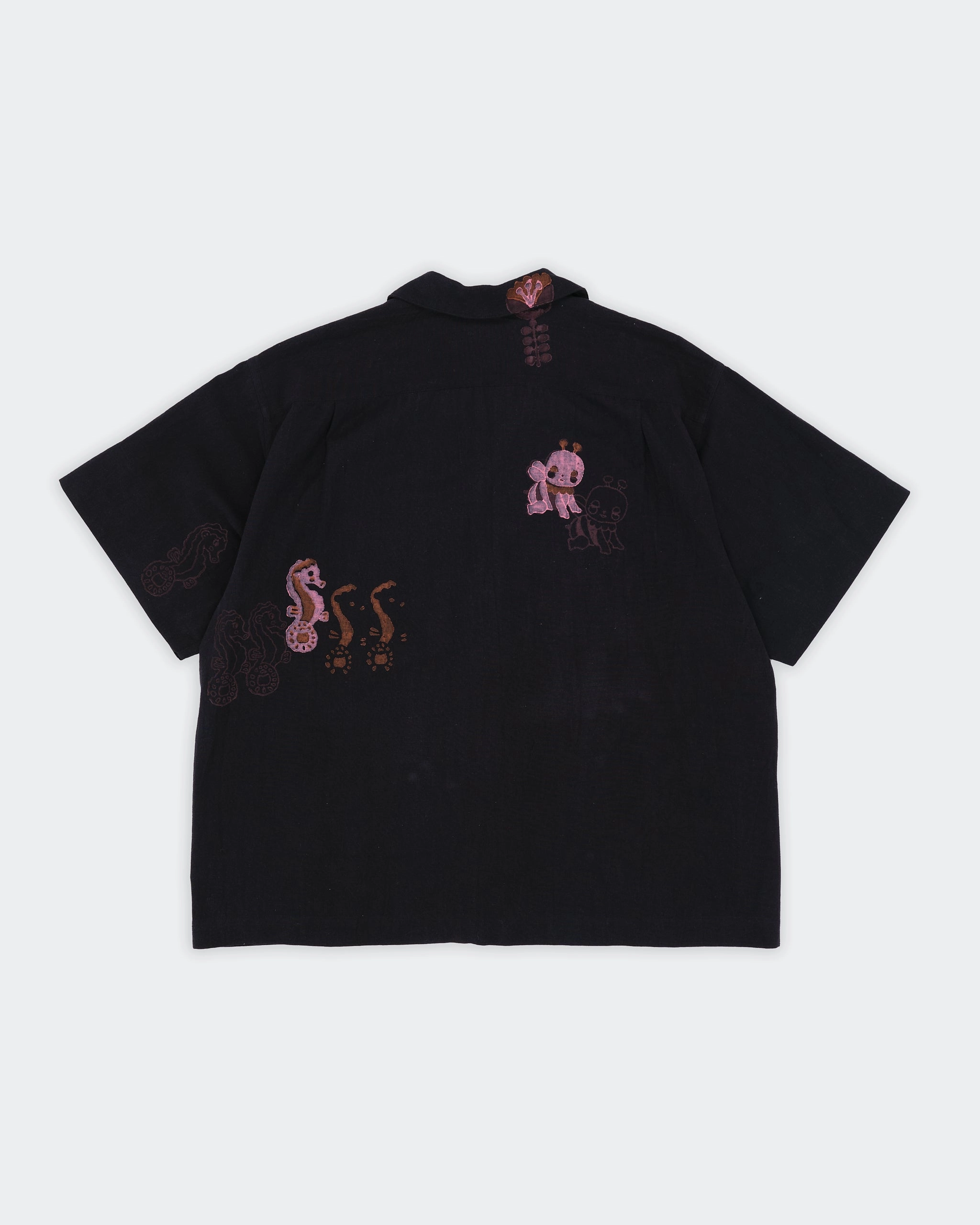 luxe feel Greetings Shirt SS - Black Earth Trip