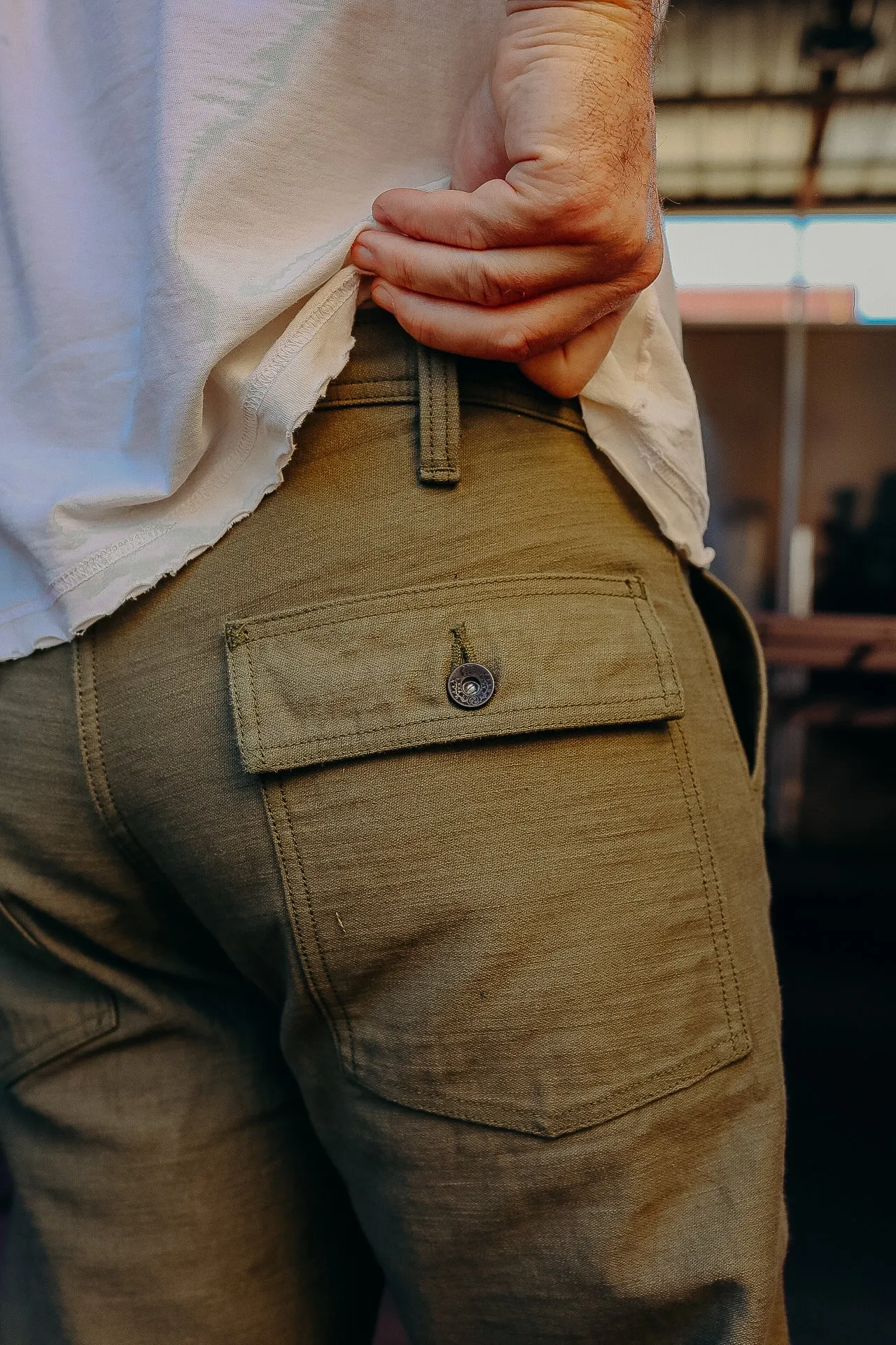HEAVY BACK SATIN BAKER PANTS-OLIVE (SJ52BP)