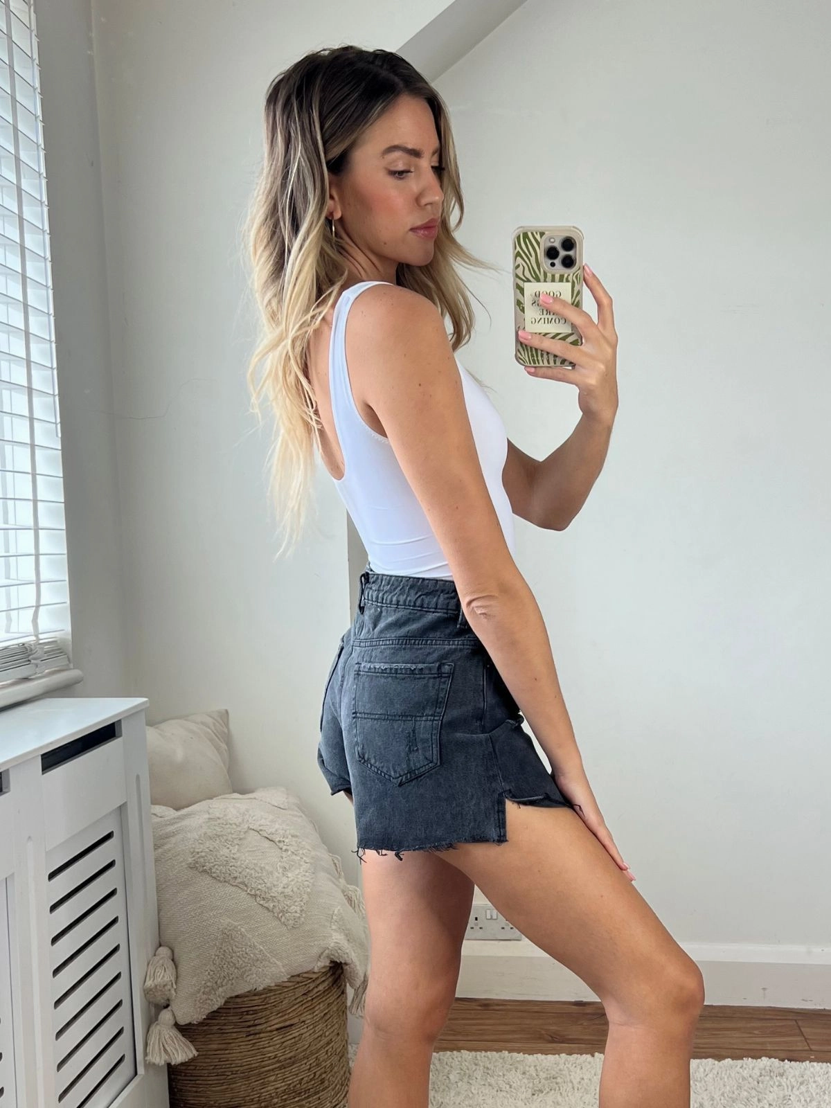 High Waisted Denim Shorts / Black All-Purpose Wear