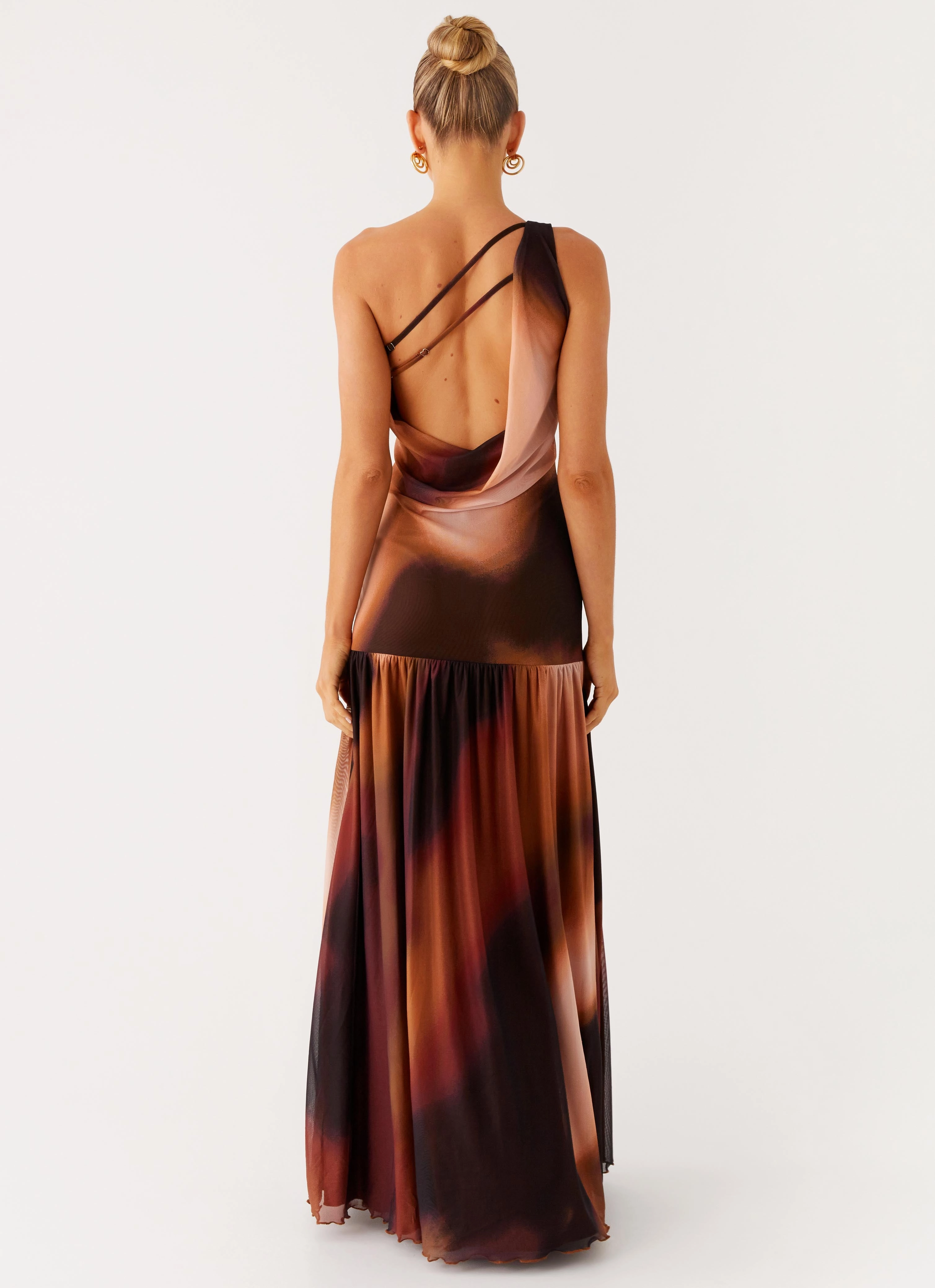 Designer-Label Carlina Maxi Dress - Black Gradient