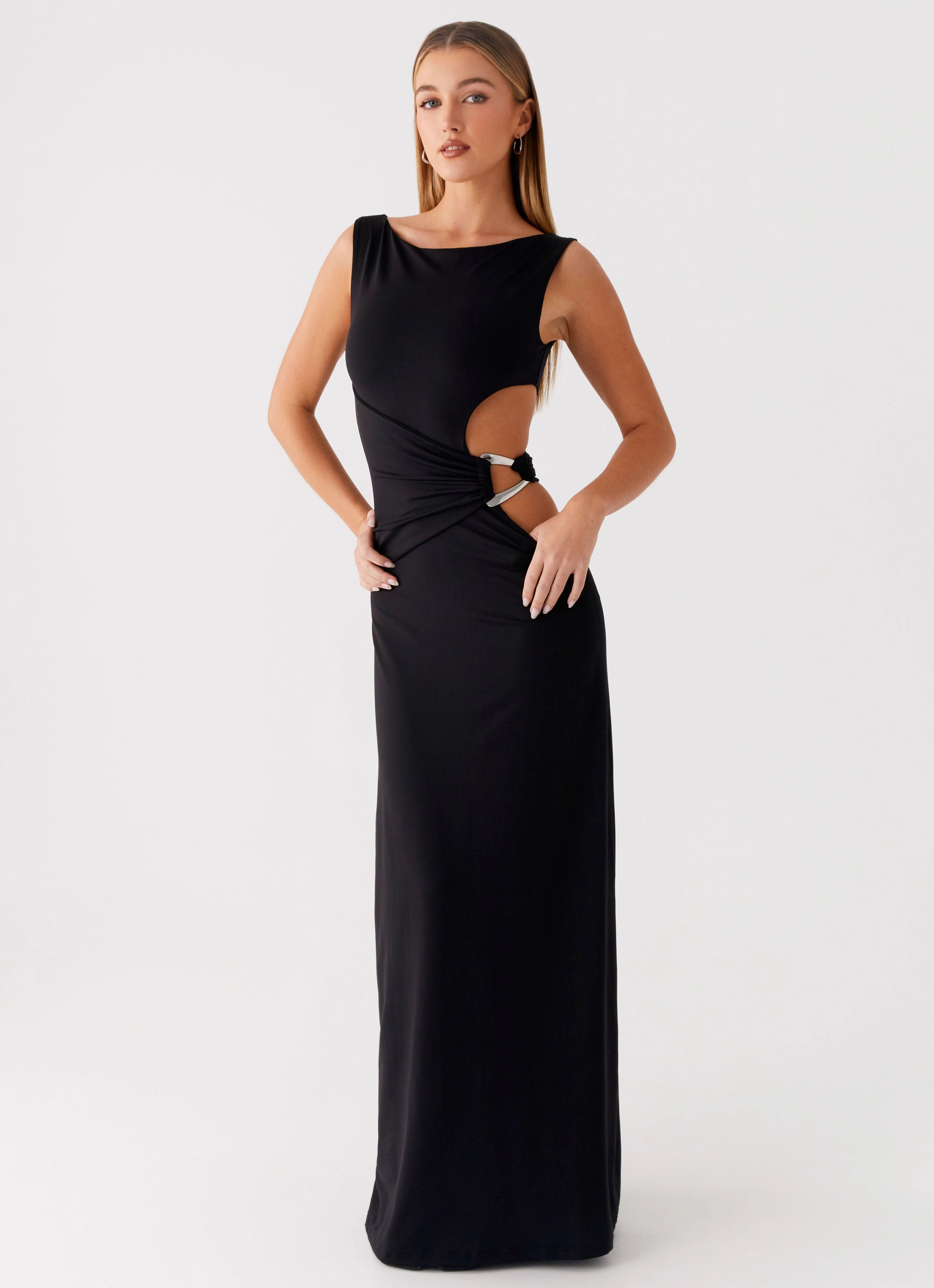 Elegance Glow Neutral Aesthetic Jayana Maxi Dress - Black