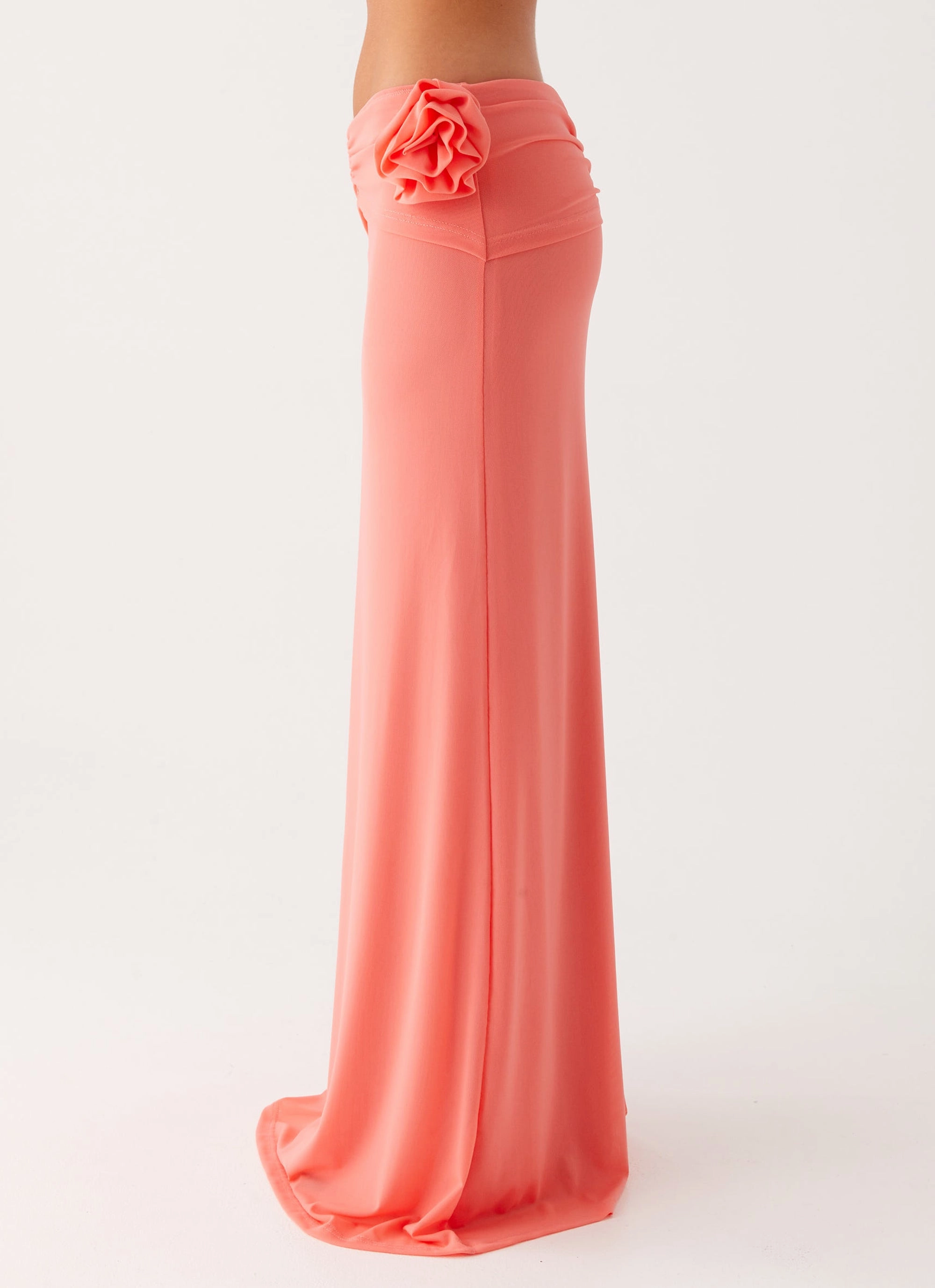 Stretch Support Fit Jayce Maxi Skirt - Salmon