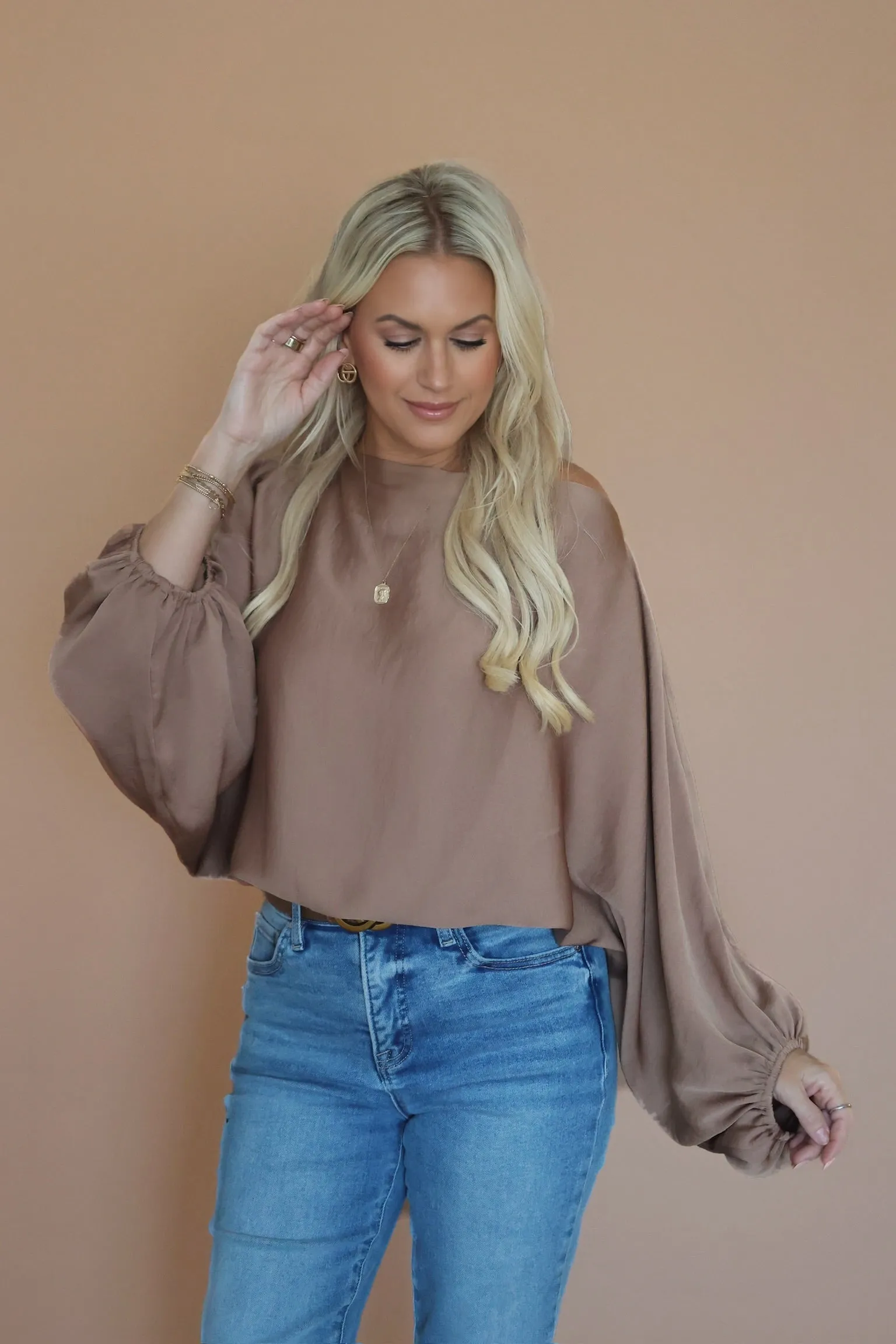 Jessica Satin Top AntiPill Surface Ribbed Collar Design