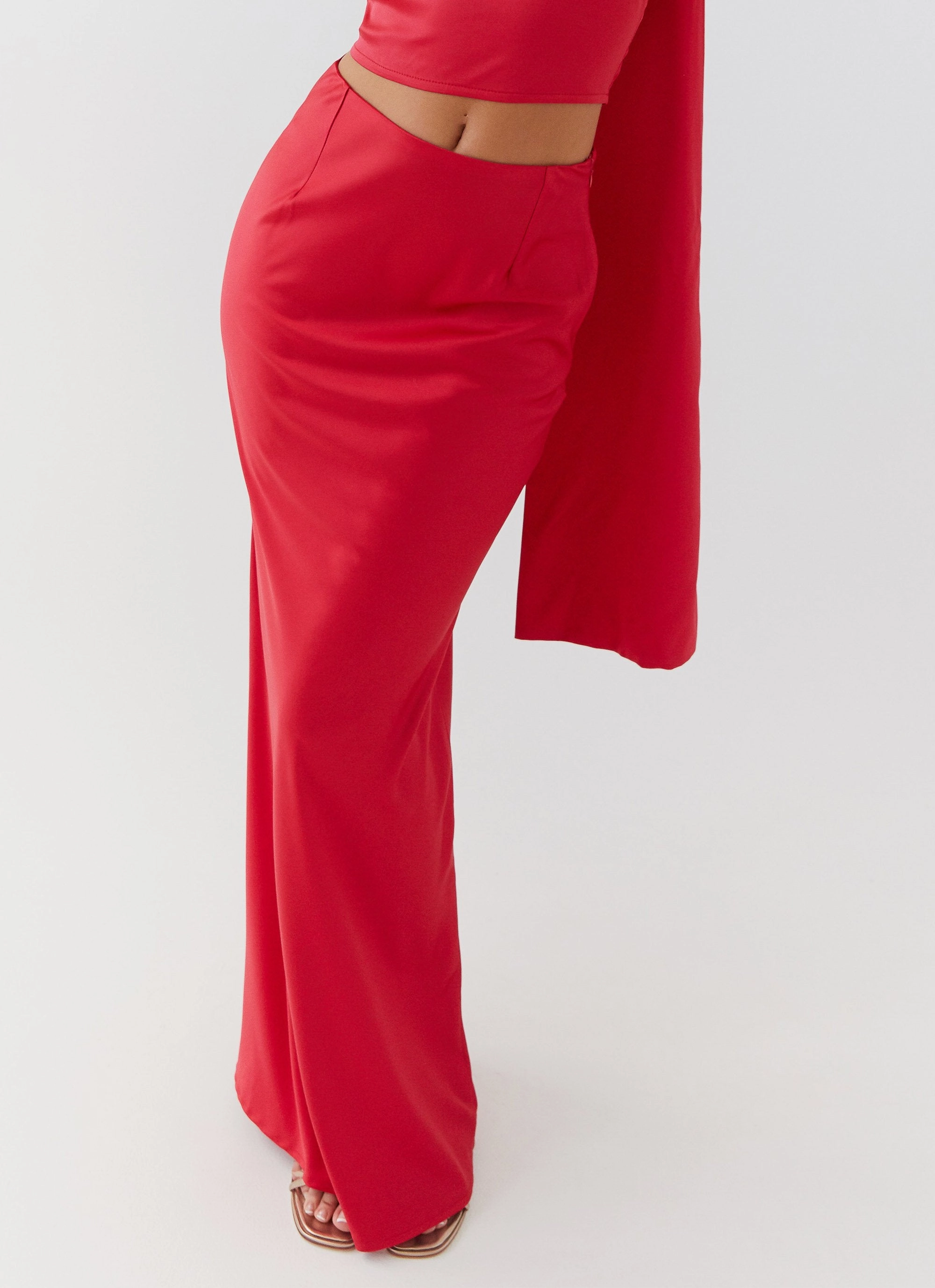 Seasonal special Josefina Satin Maxi Skirt - Rouge Red