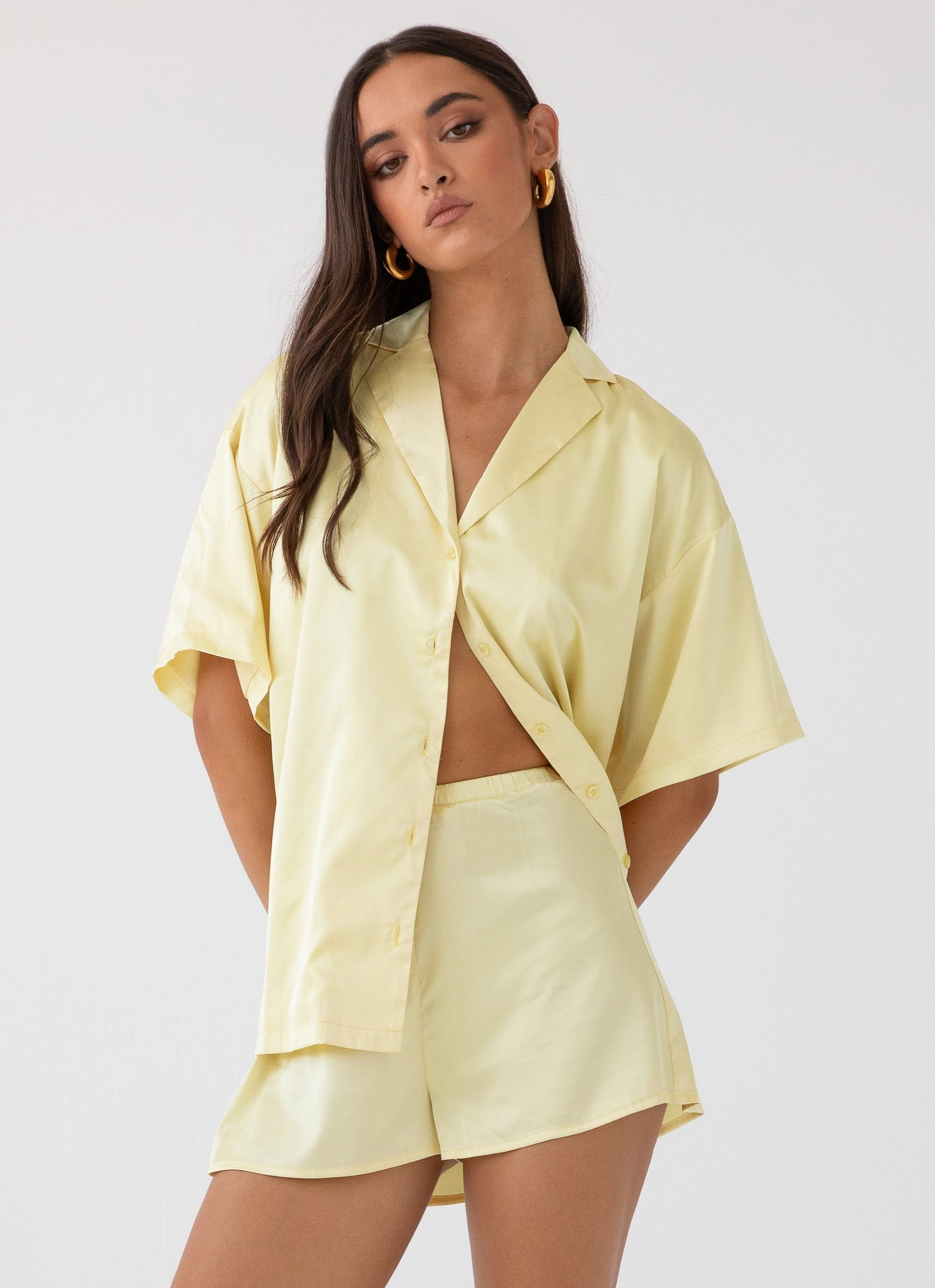 Hike Fit Julia Satin Oversized Shirt - Lemon