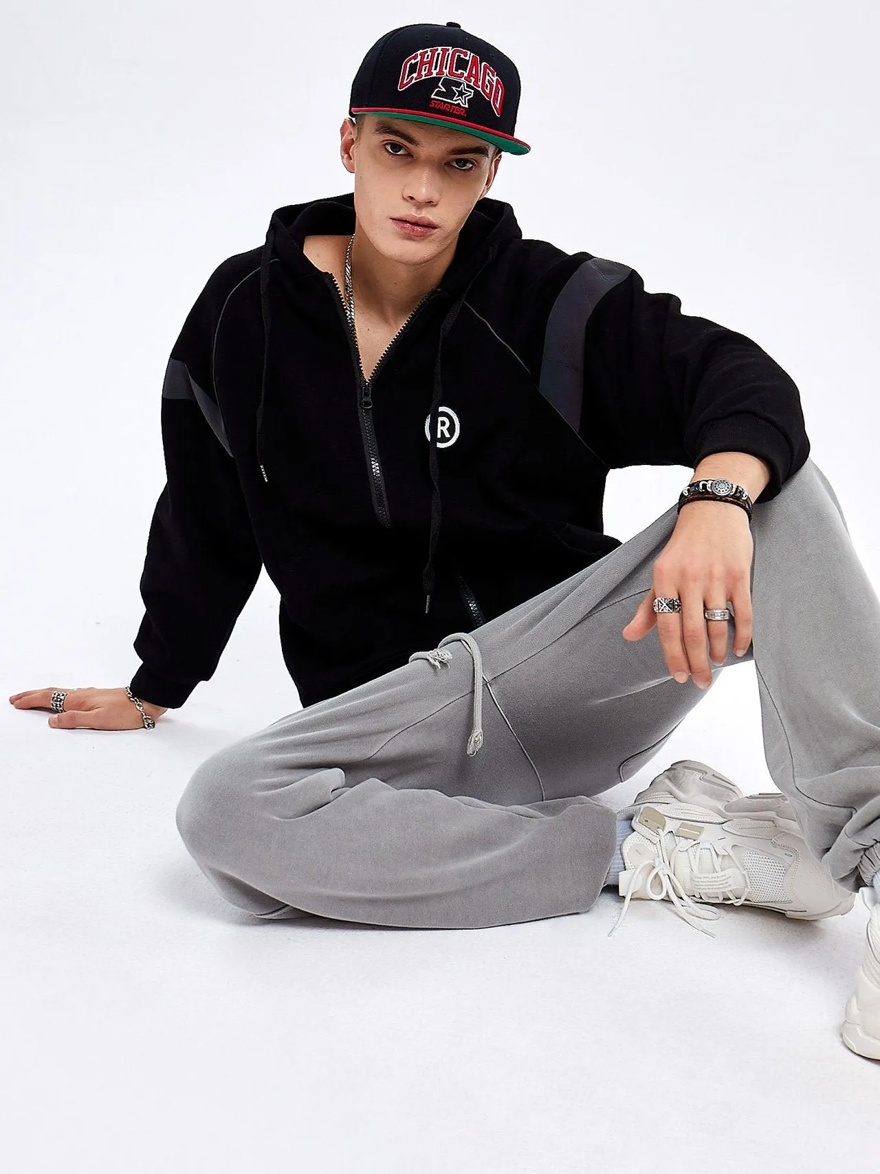 JUSTNOTAG Plain Cotton Zip-Up Hoodies
