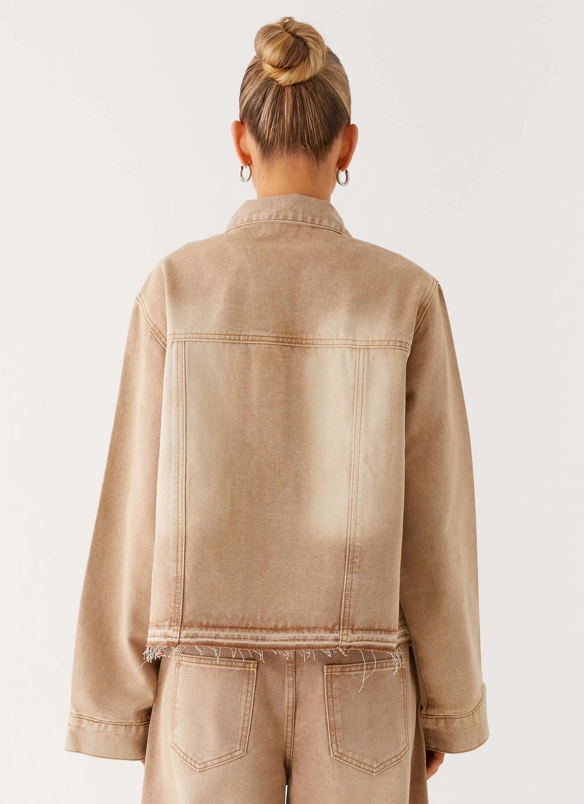 Khalil Denim Jacket - Tan Non Irritating Collar Odor Resistant Fabric