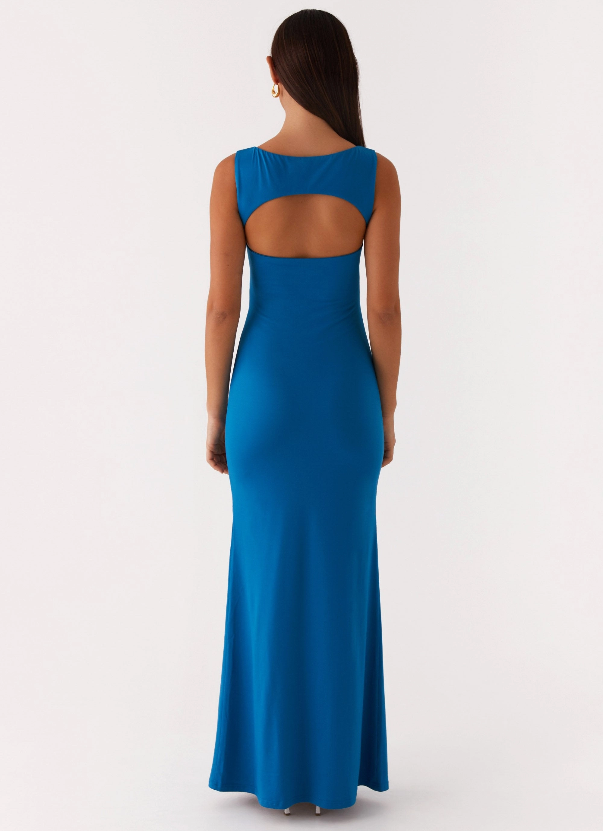 Chic Motion Flattering Shape Lagoon Cut Out Maxi Dress - Royal Blue