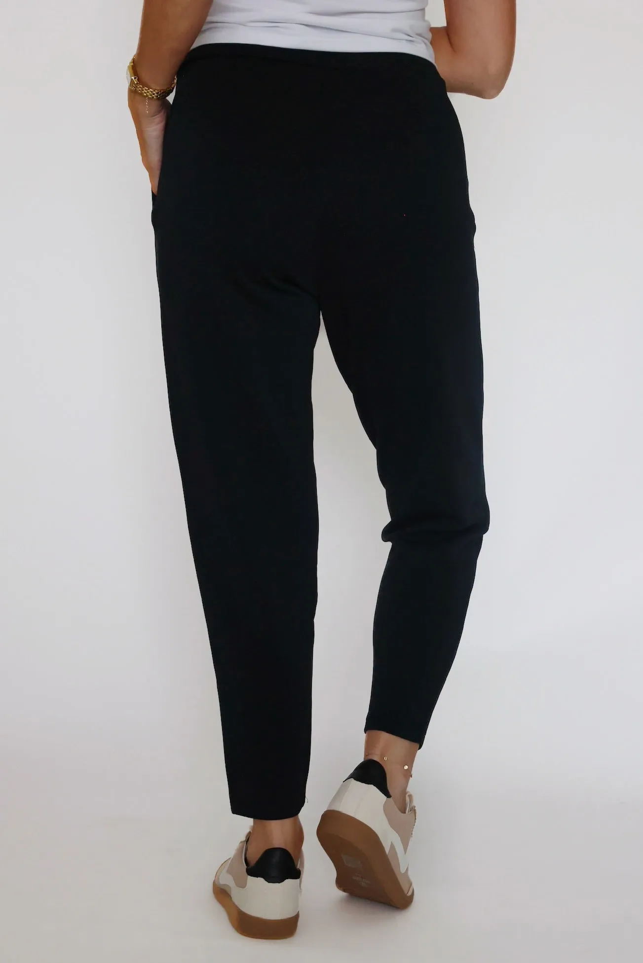 Minimal Comfort Casual Active Laguna Scuba Pant- Black