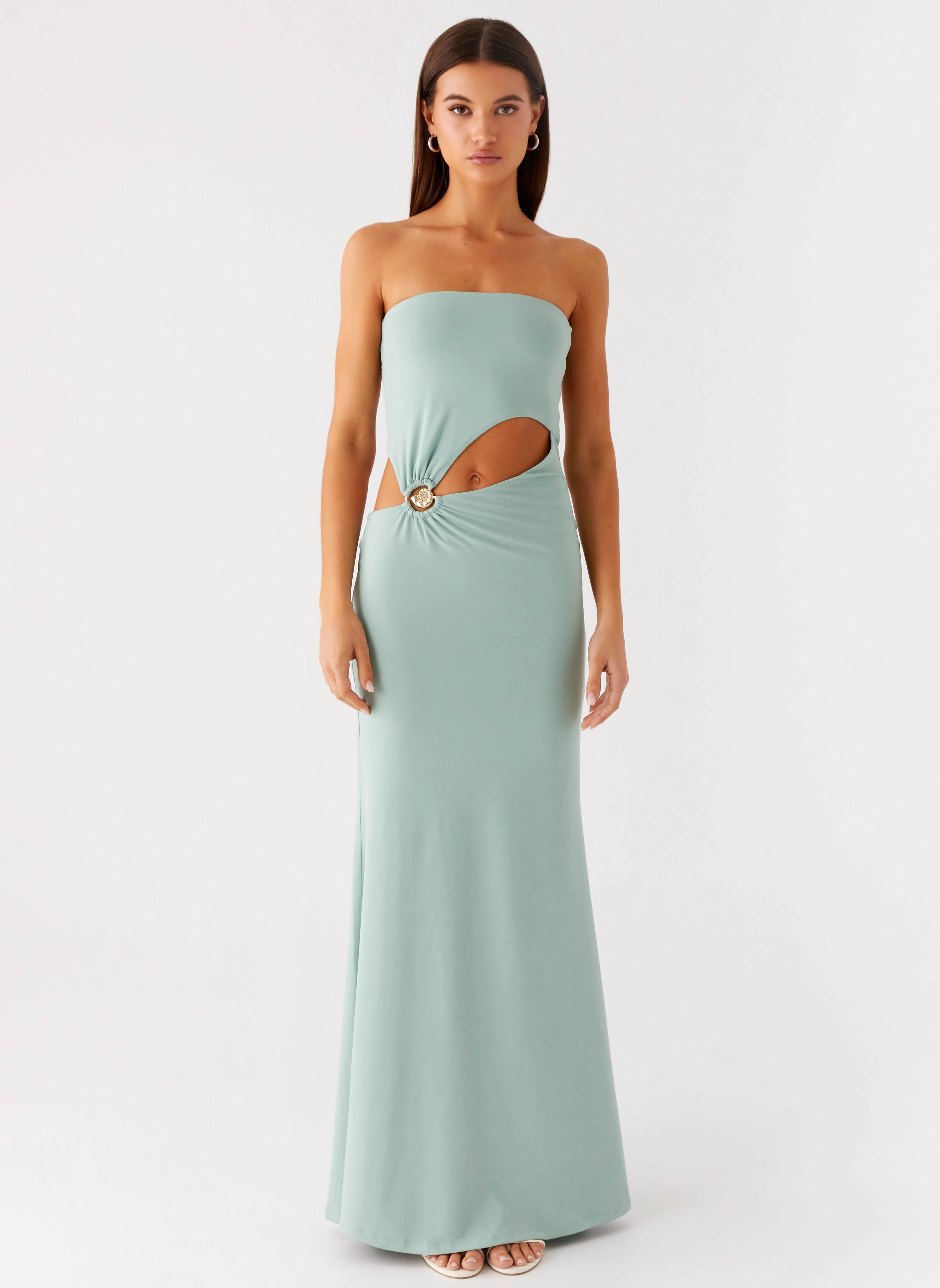 Laurella Maxi Dress - Sage Flowing Texture Playful touch