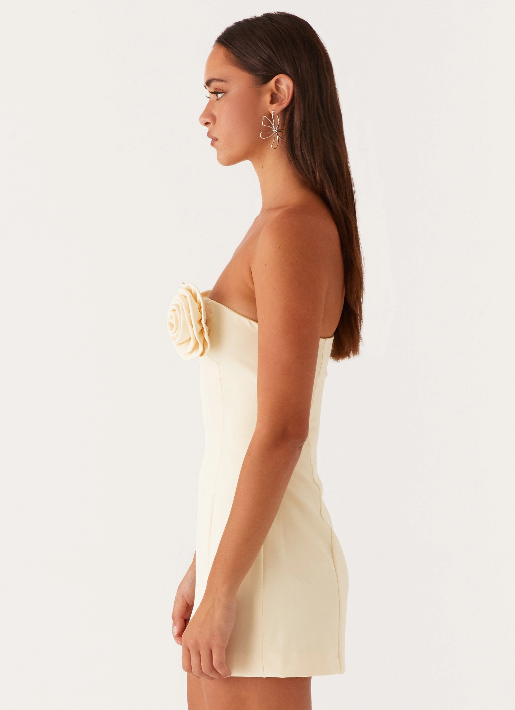 Color Soft Brunch Fit Patsie Strapless Mini Dress - Yellow