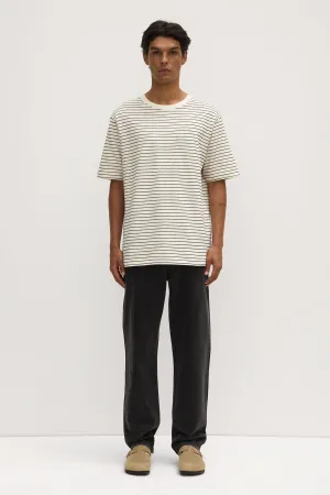 Straight Jean Minimalist Collar