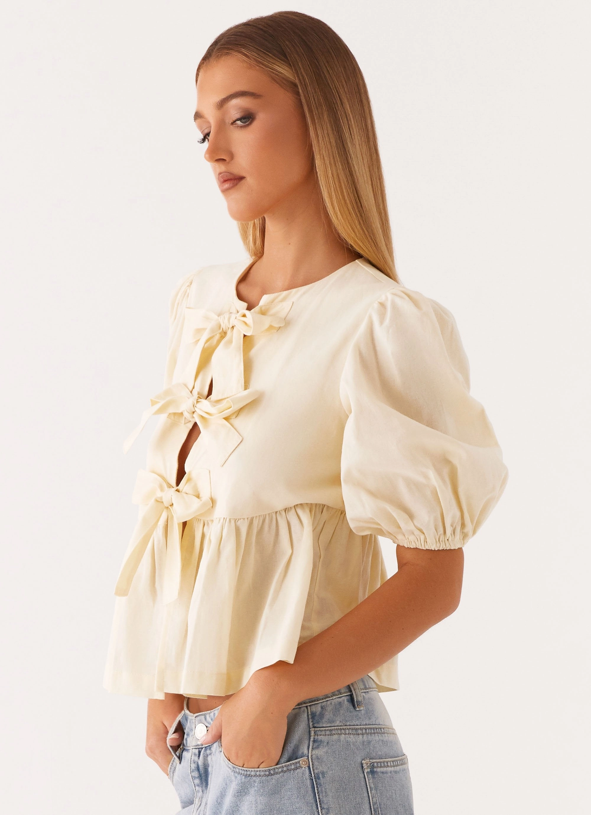Western Wind Tie Top - Yellow Brushed Interior