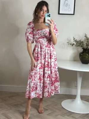 Fashion Look Leighton Puff Sleeve Midi Dress in Pink Floral