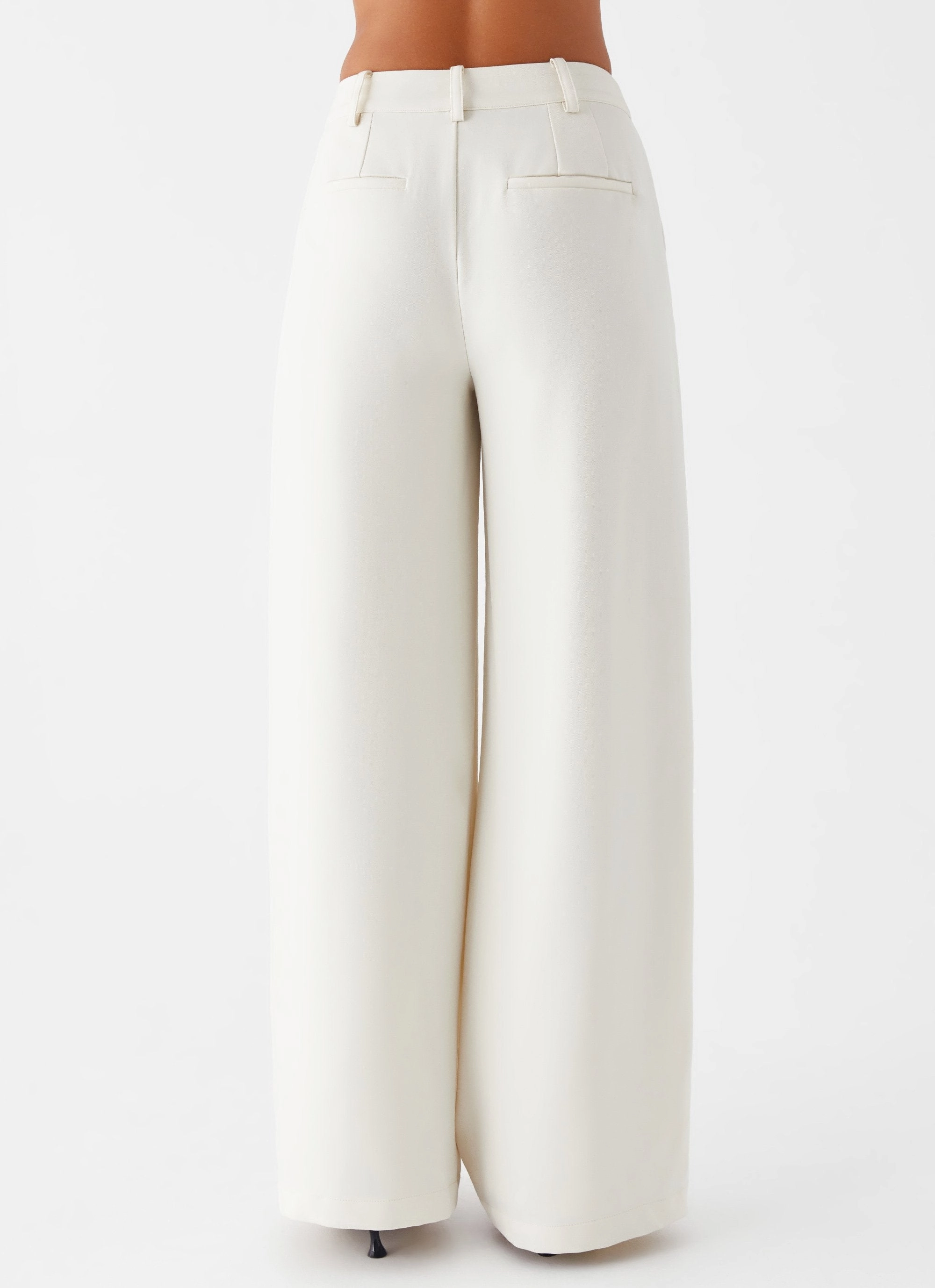 Leila Suiting Pants - Ivory Thermal Regulation System