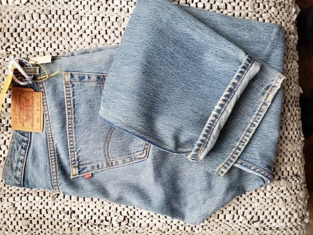 Levi's 501 - 38"x32" Made in Canada red tab, SOLD