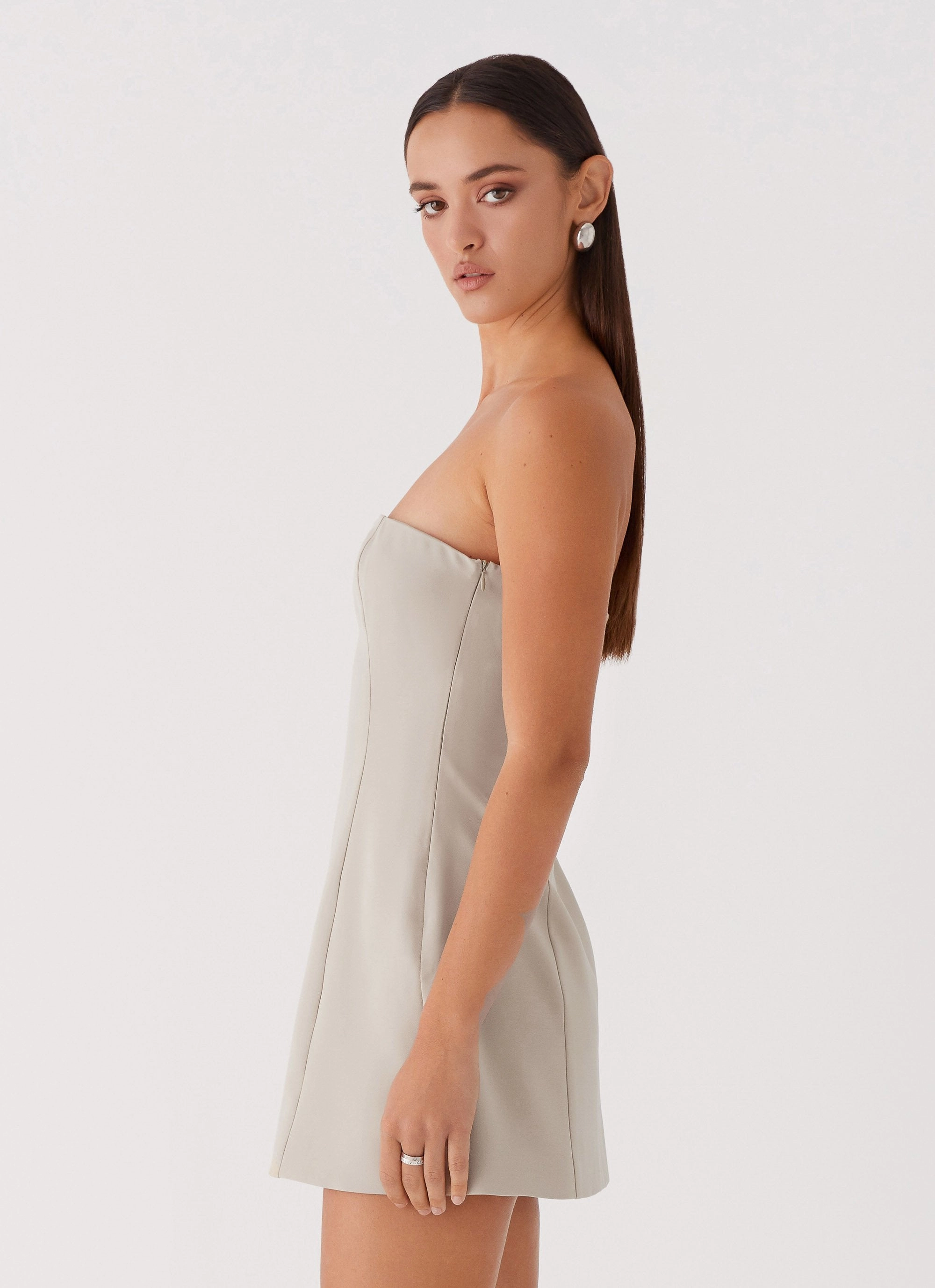 Chic Balance Mood Look Ayanna Strapless Mini Dress - Beige