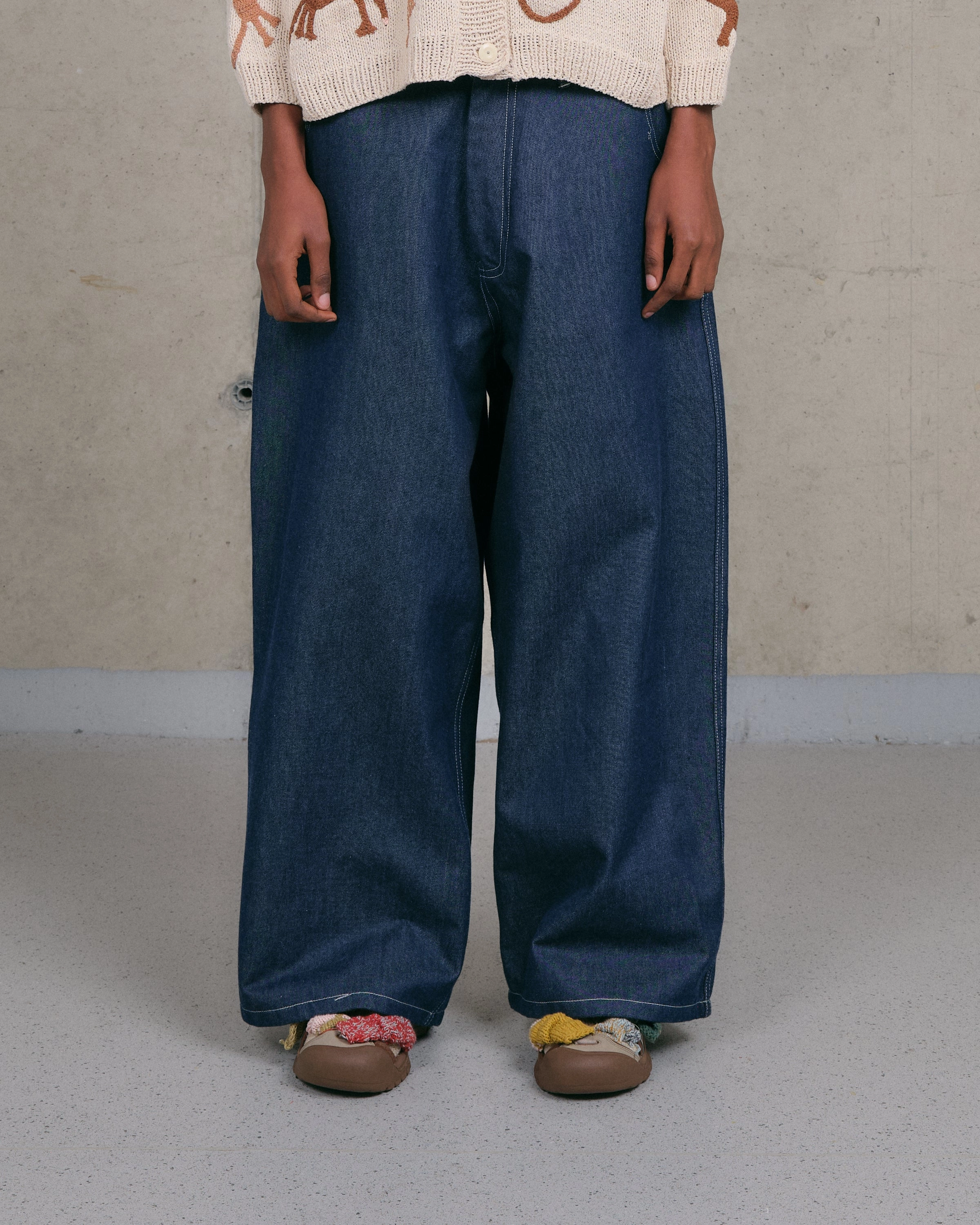 Casual event outfit Fashionable Design Home Jeans - Dark Denim Wonky-Wear