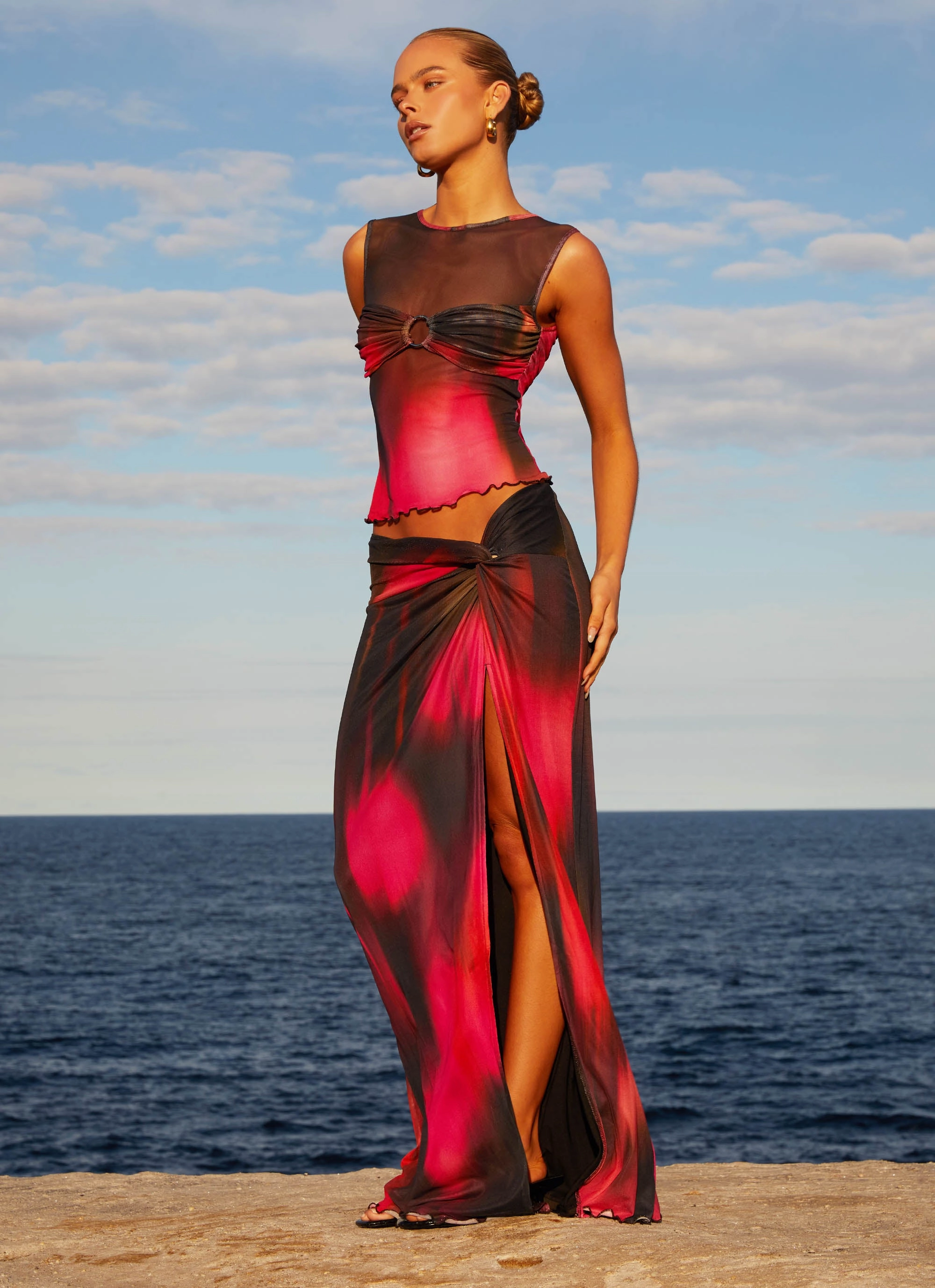 BreathableMoistureBarrier Soft Touch Blend Caprise Mesh Tank - Pink Print