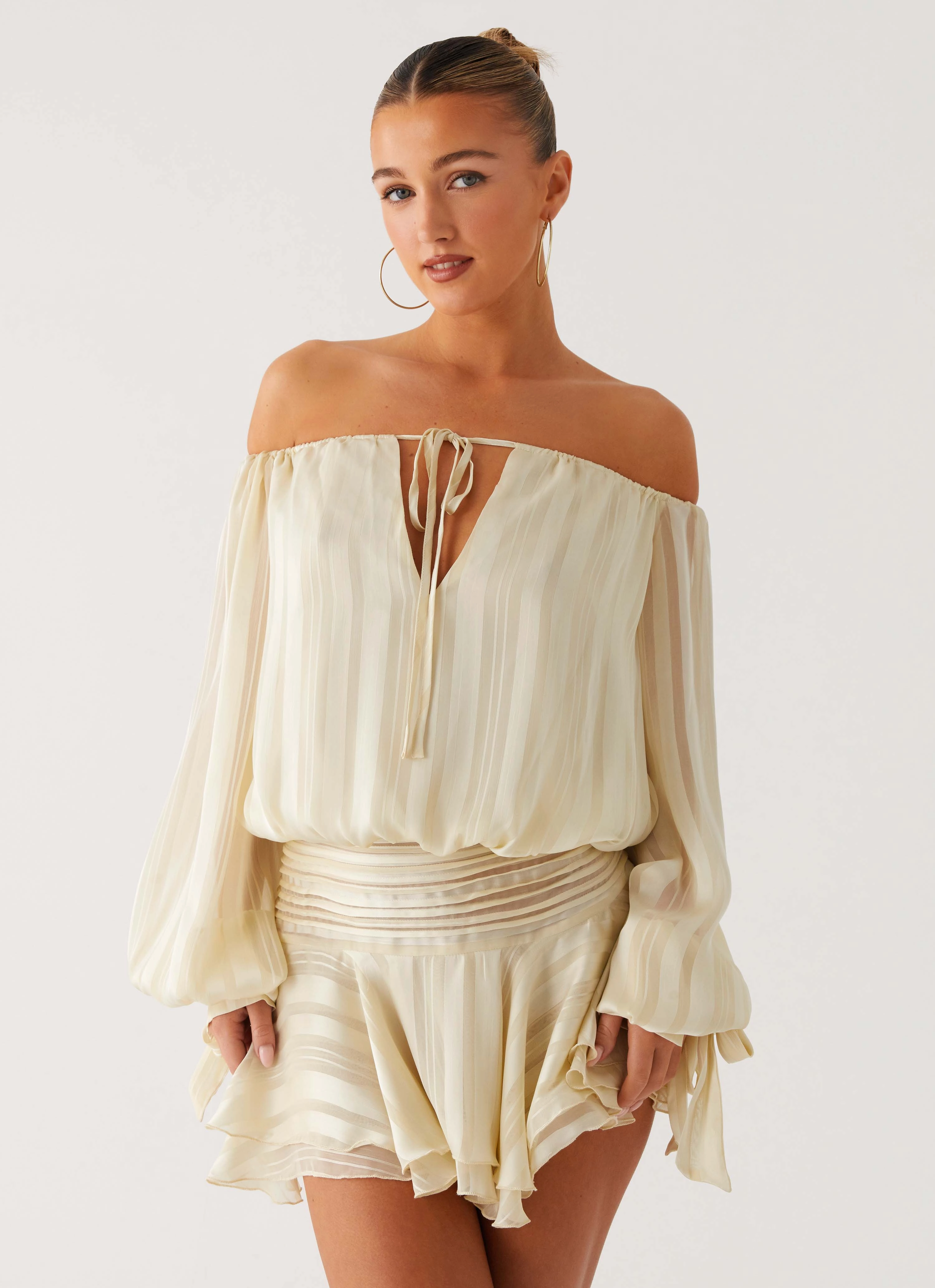 Smooth Curve Eira Balloon Sleeve Mini Dress - Ivory