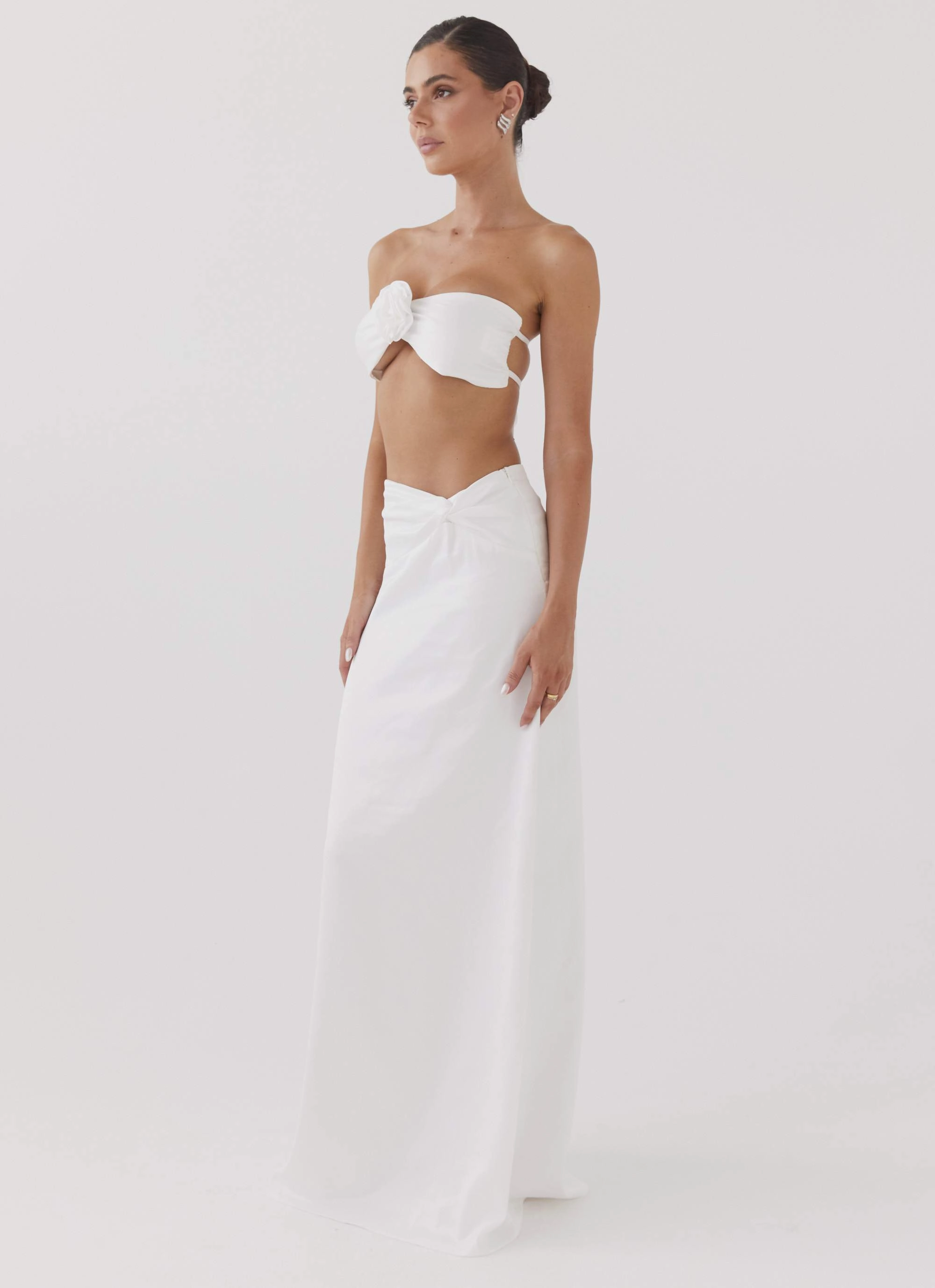 Heat Dissipating Fabric Crescent Light Twist Maxi Skirt - Ivory