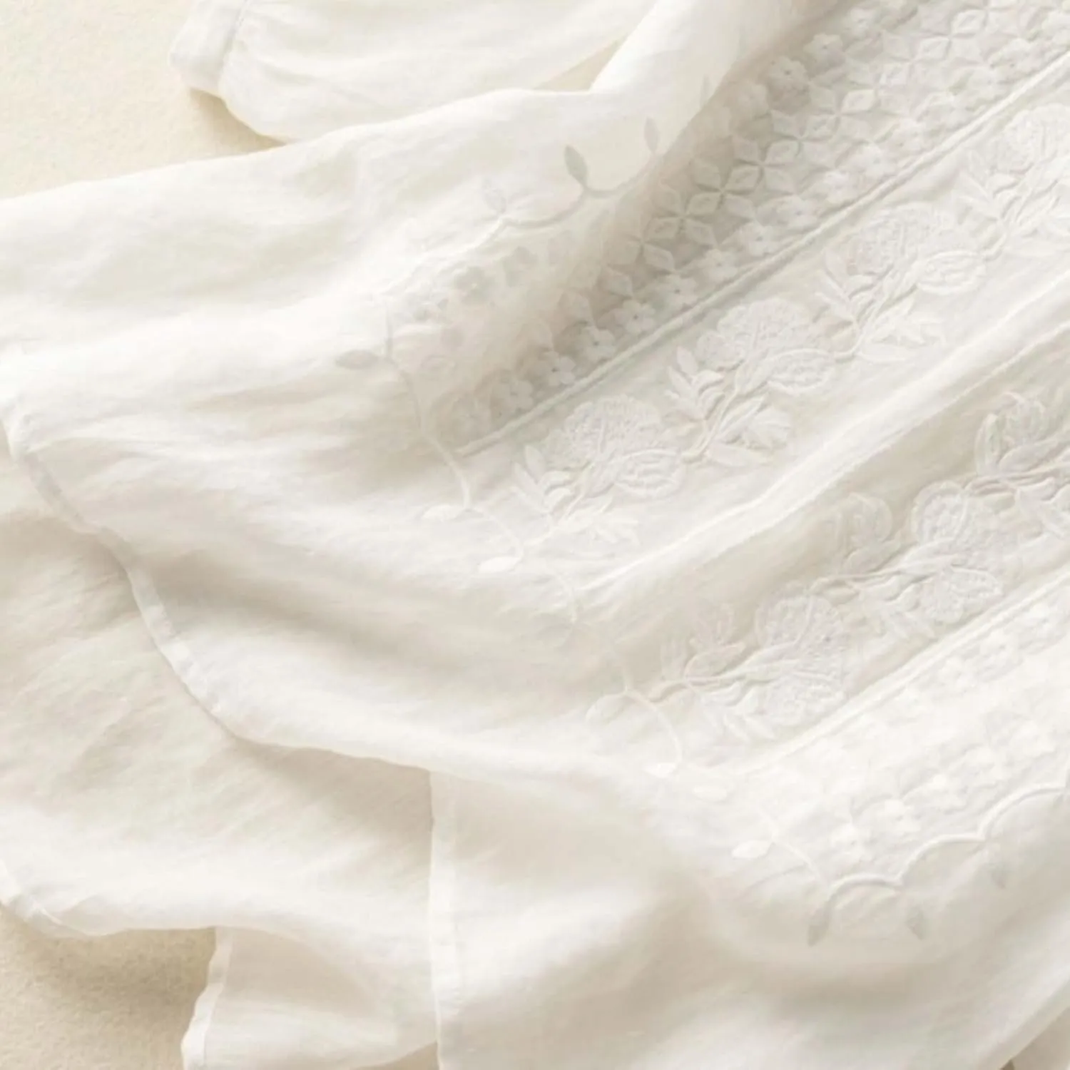 Linen Shirts for Women Crew Neck Embroidery Blouses Bohemian Boho Soft Tshirt Short Sleeve Loose Shirts