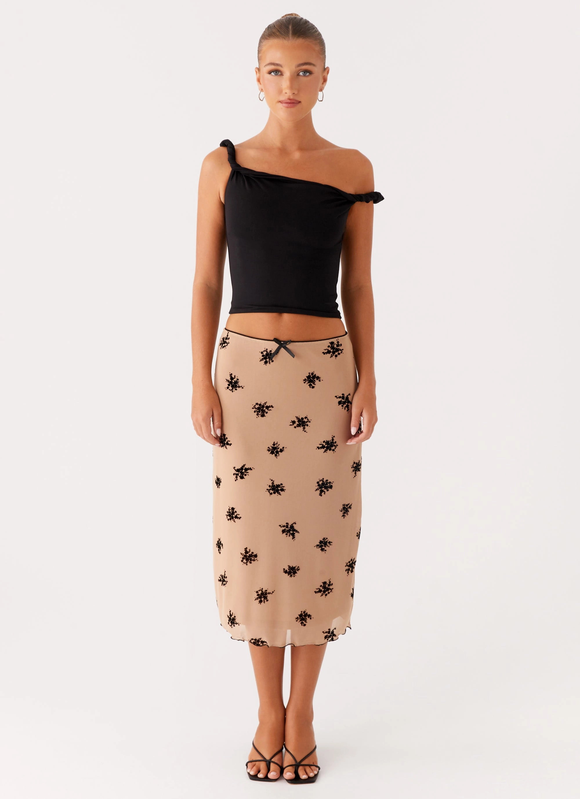 Bold Finish Elevated Casual Rocca Midi Skirt - Nude
