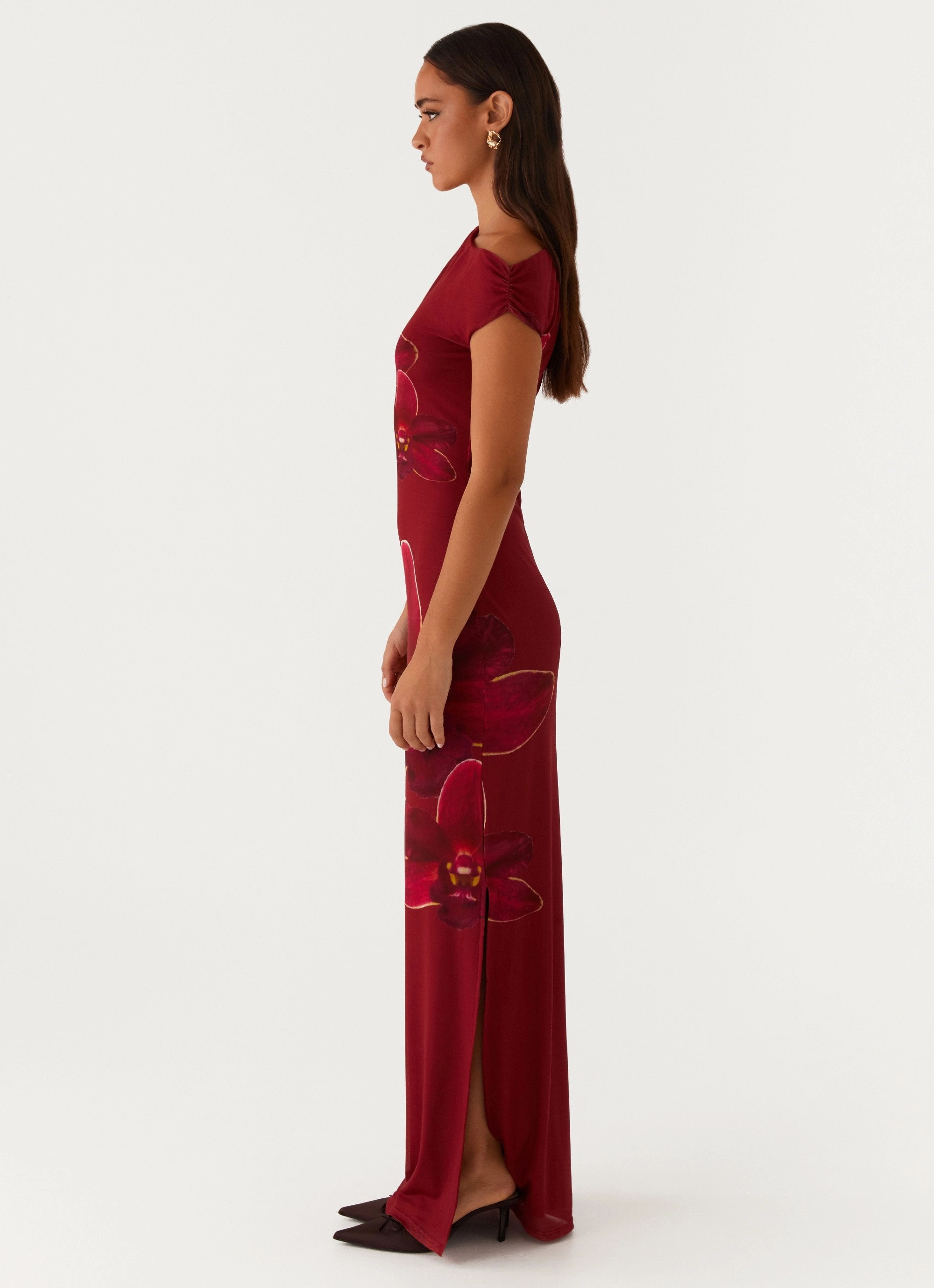 Showtime Maxi Dress - Maroon Heart Tone Spring Mood
