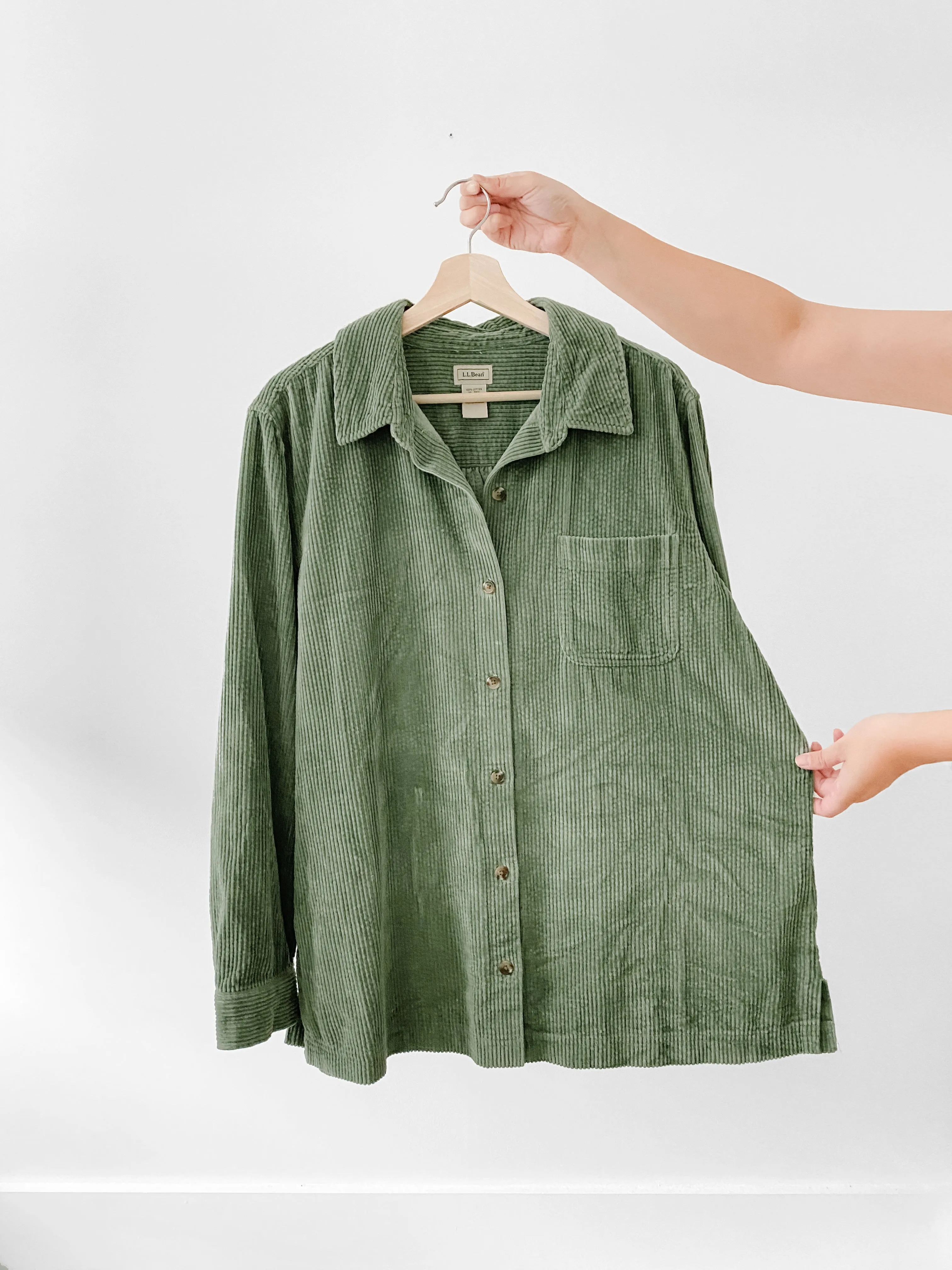 LL Bean Green Corduroy Button Up (XL)