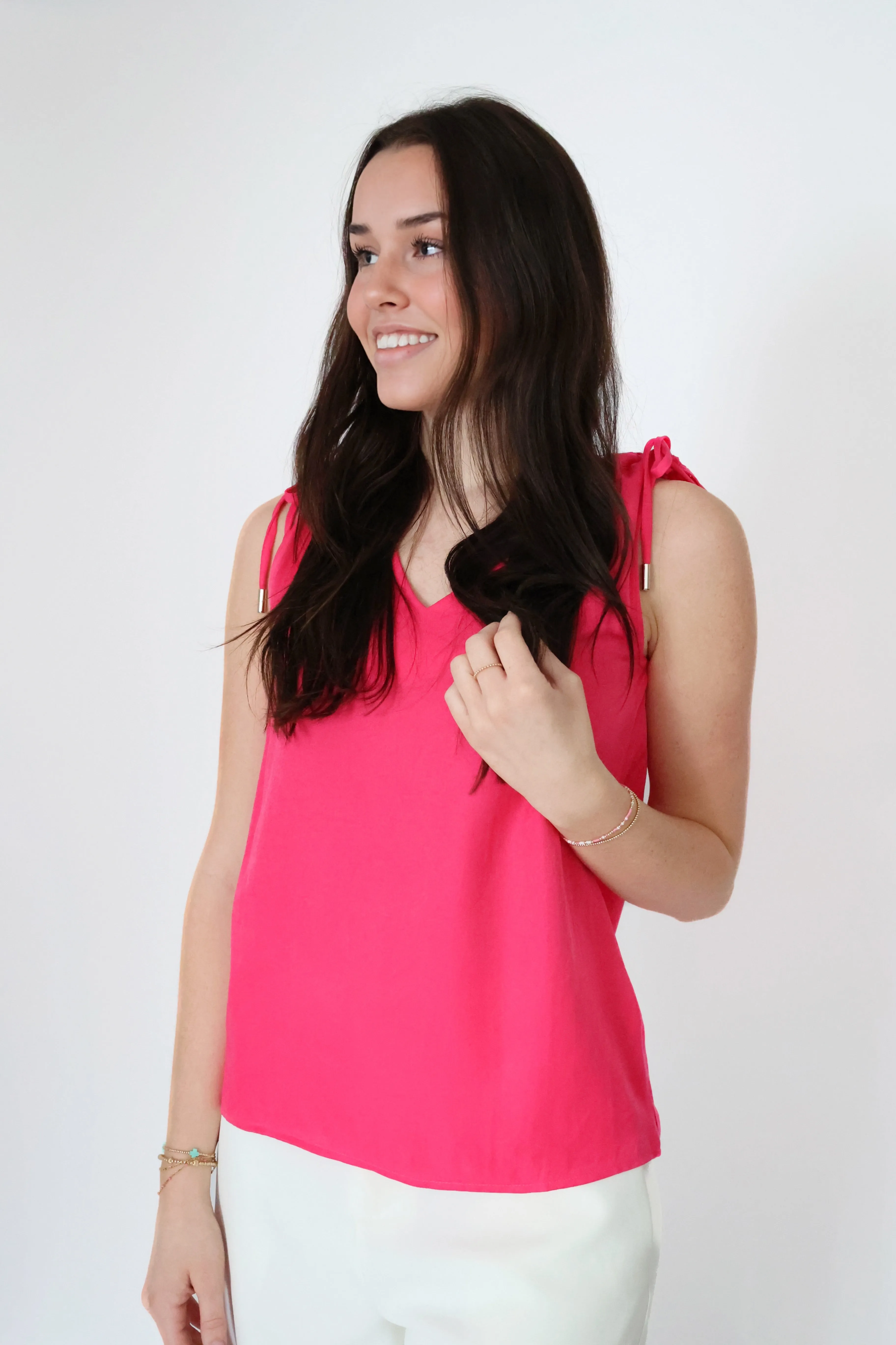 Reinforced Neckline Annie Blouse