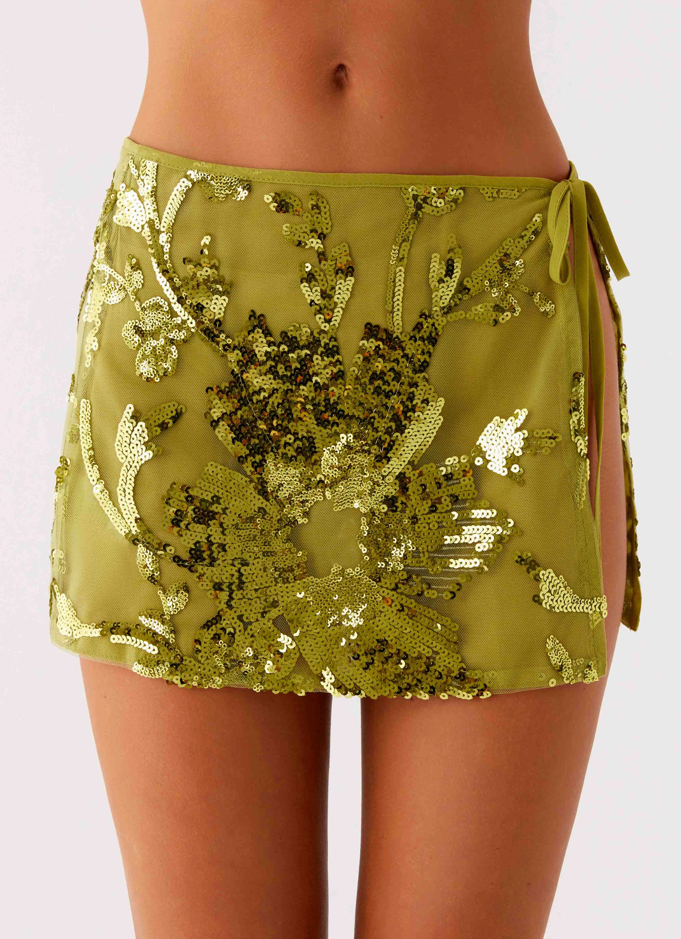 Outfit Staple Sporty Design Cancun Sequin Mini Skirt - Lime