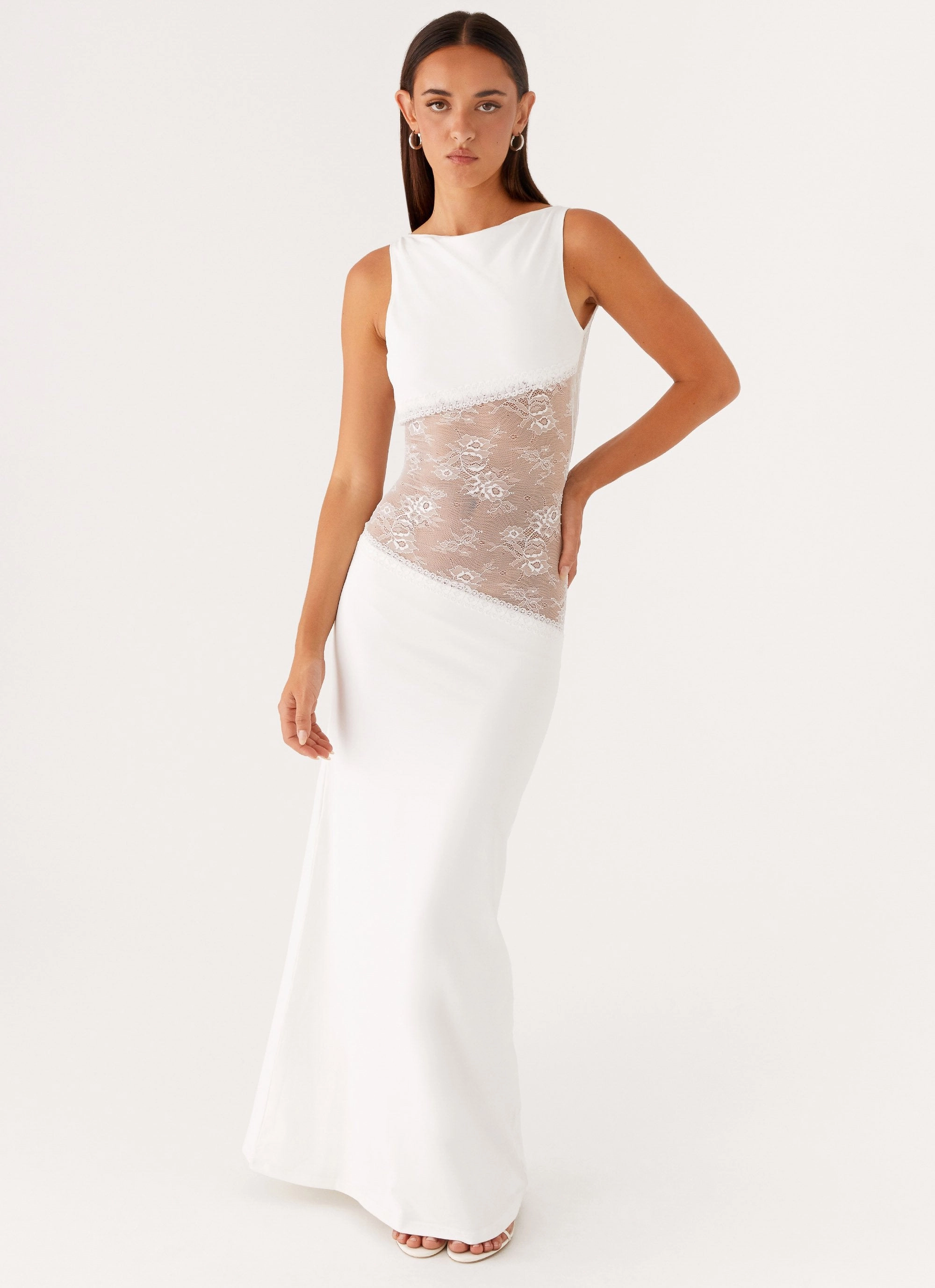 Lucinda Maxi Dress - White Flowy Cut spring outfit