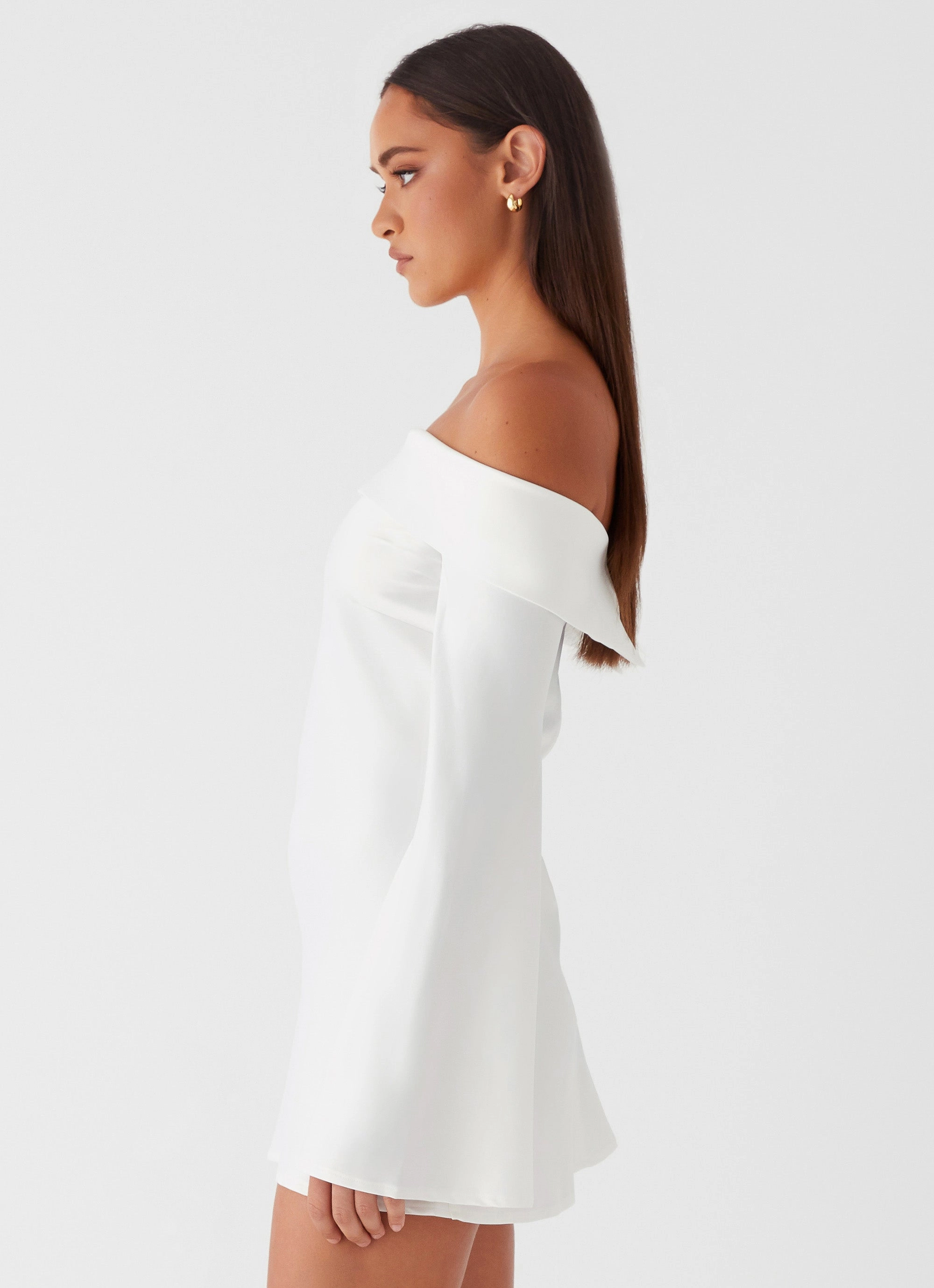 Lumina Long Sleeve Mini Dress - White Leg-Lengthening Wrap Charm