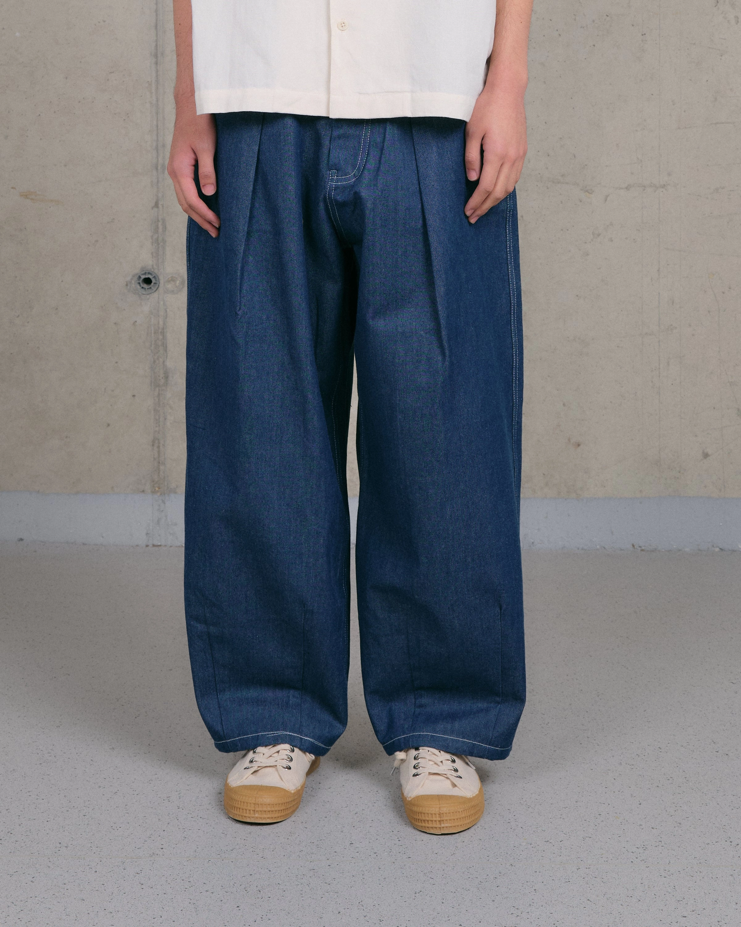 Lush Jeans - Dark Denim Wonky-Wear Subtle Motion