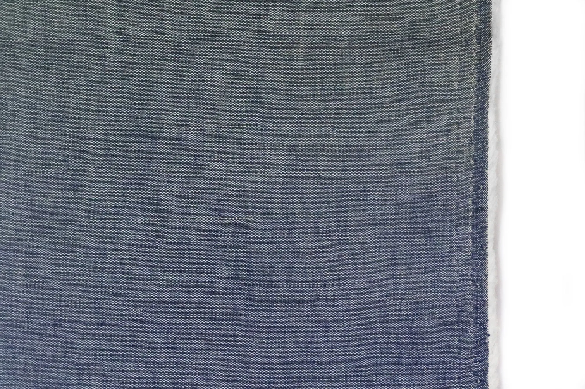LUST CHAMBRAY.