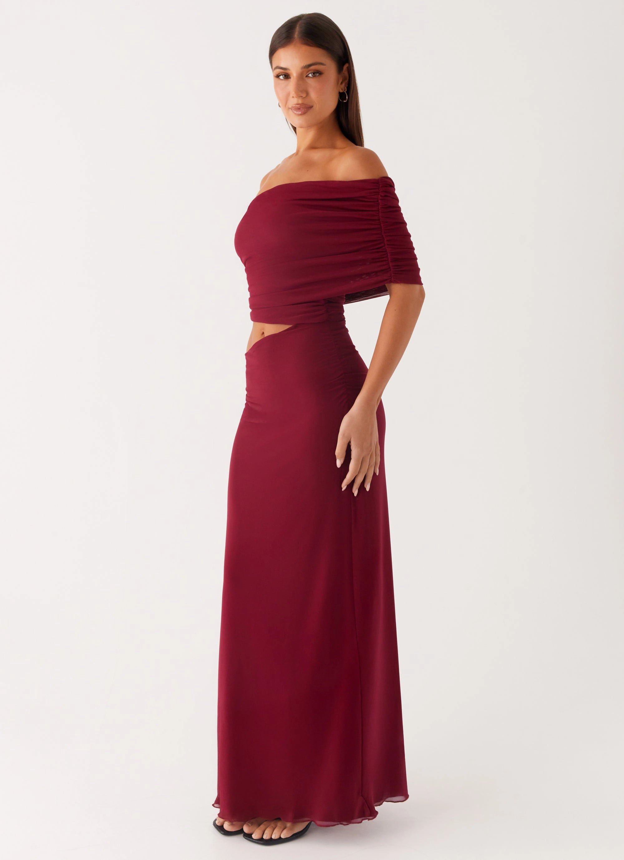 Gillian Maxi Dress - Maroon Flowing Design