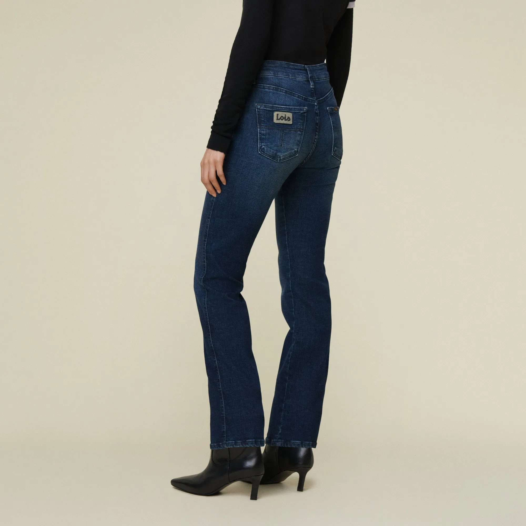 Malena F Hyper Dark Faint - High Rise Straight Fit
