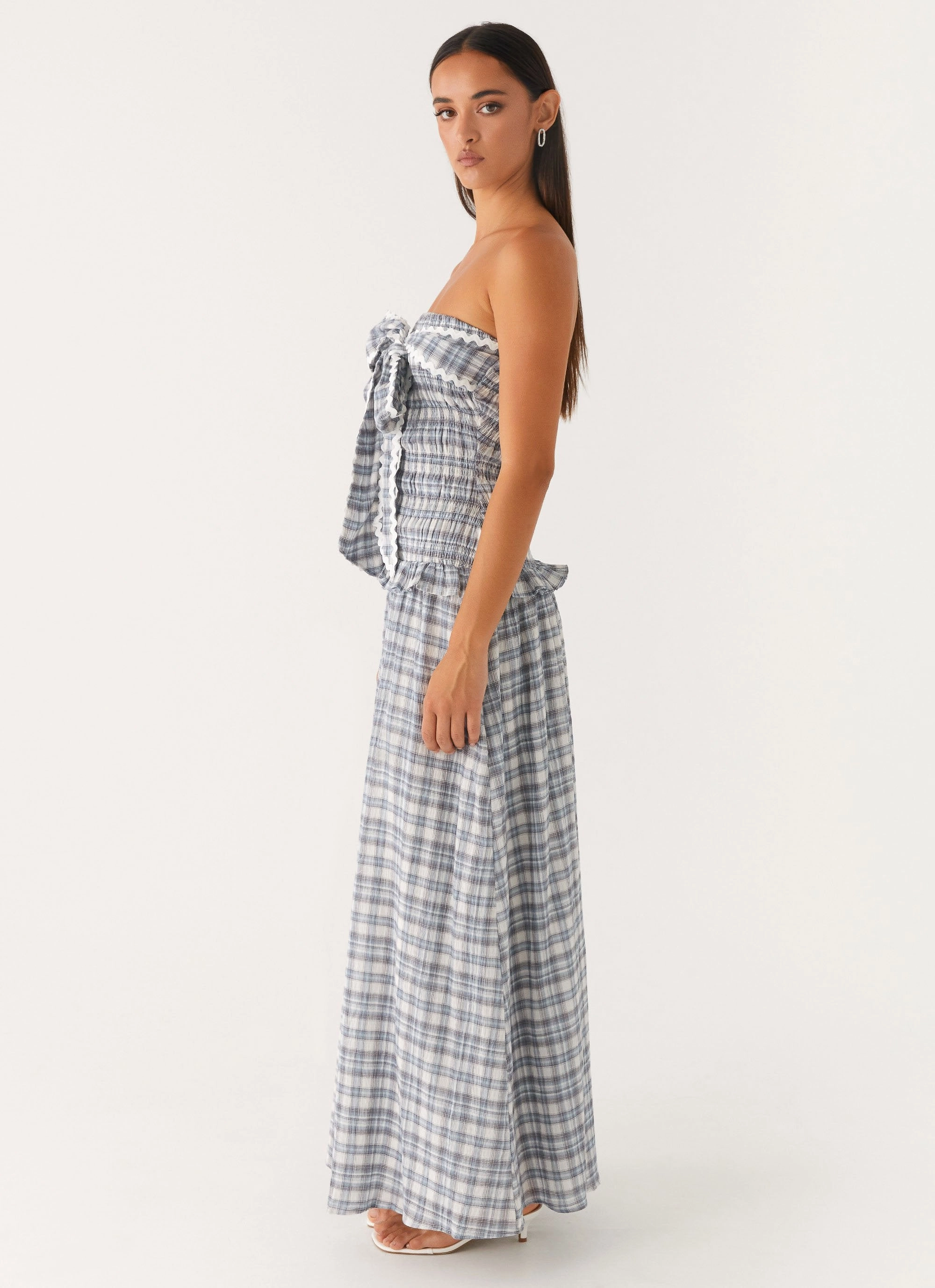 Stylish day dress Malia Shirred Maxi Dress - Blue Grey Check