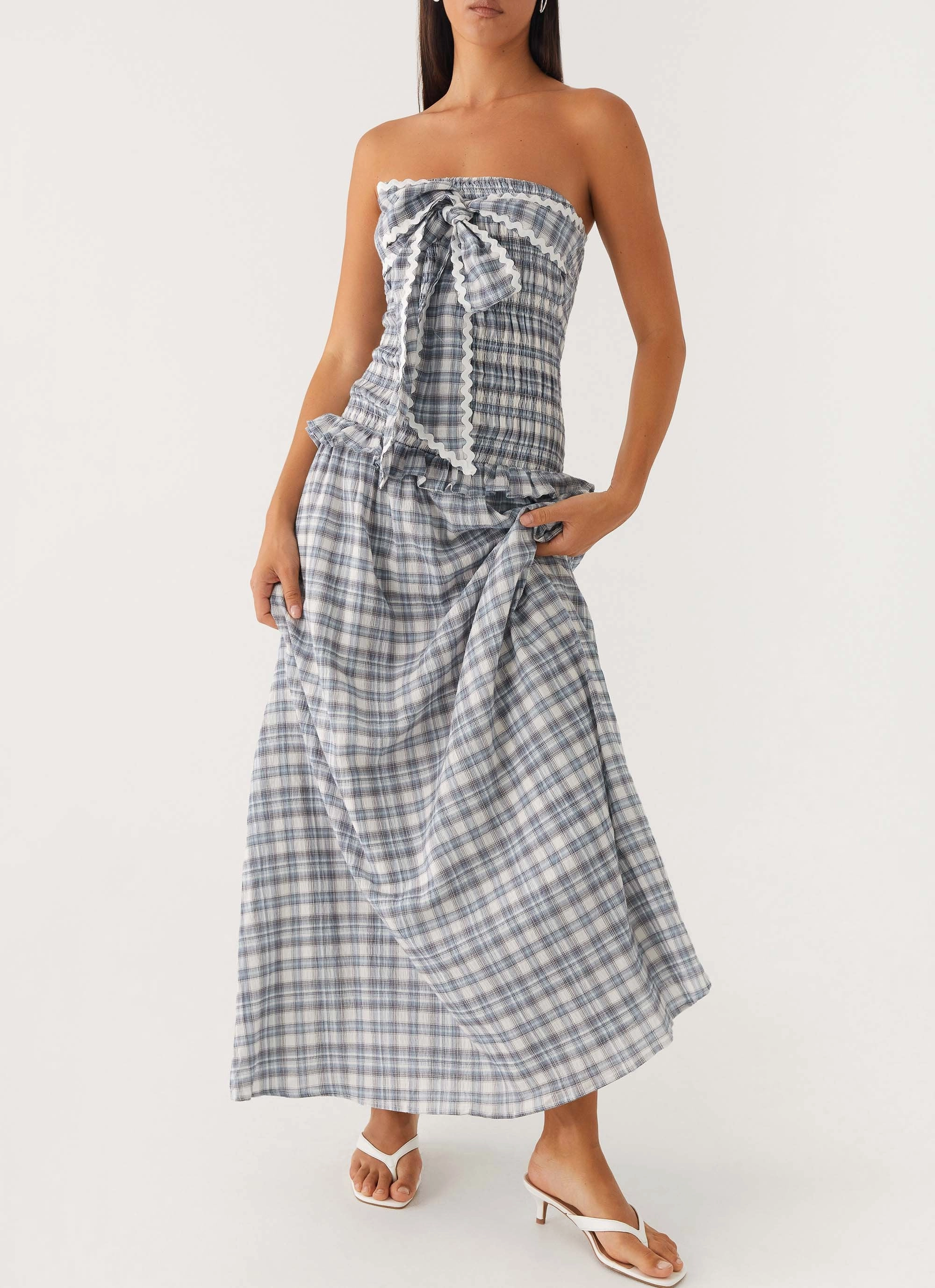 Malia Shirred Maxi Dress - Blue Grey Check Cozy Cut Casual Feel